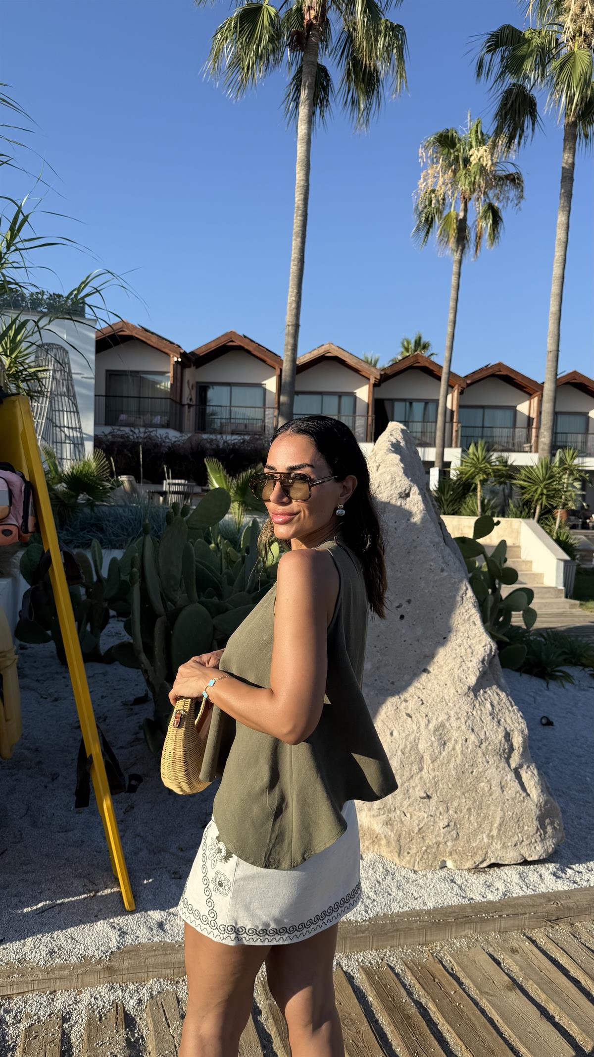 0004 Keten Salaş Asimetrik Bluz HAKİ YEŞİL