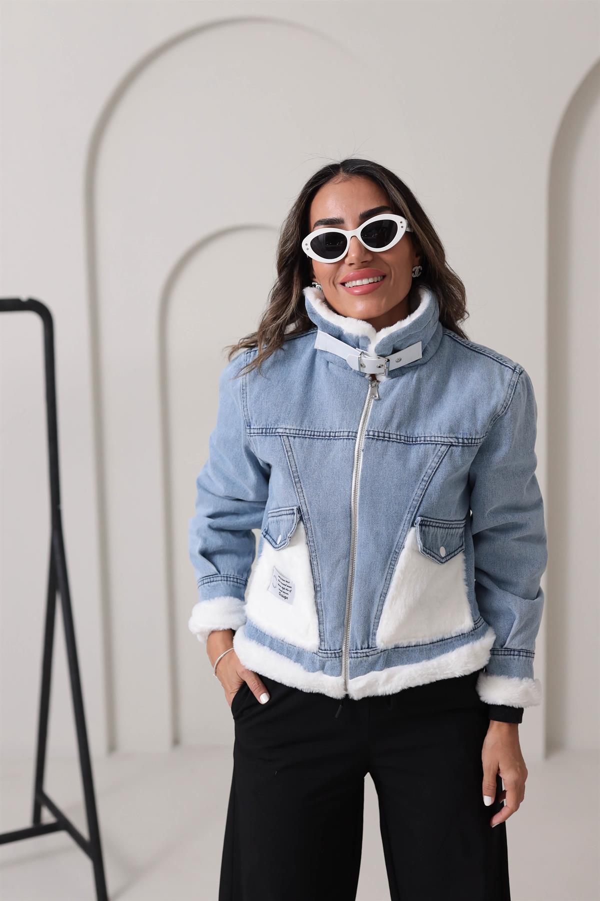 2438 Beyaz Kemer ve Kürk Detaylı Kot Mont