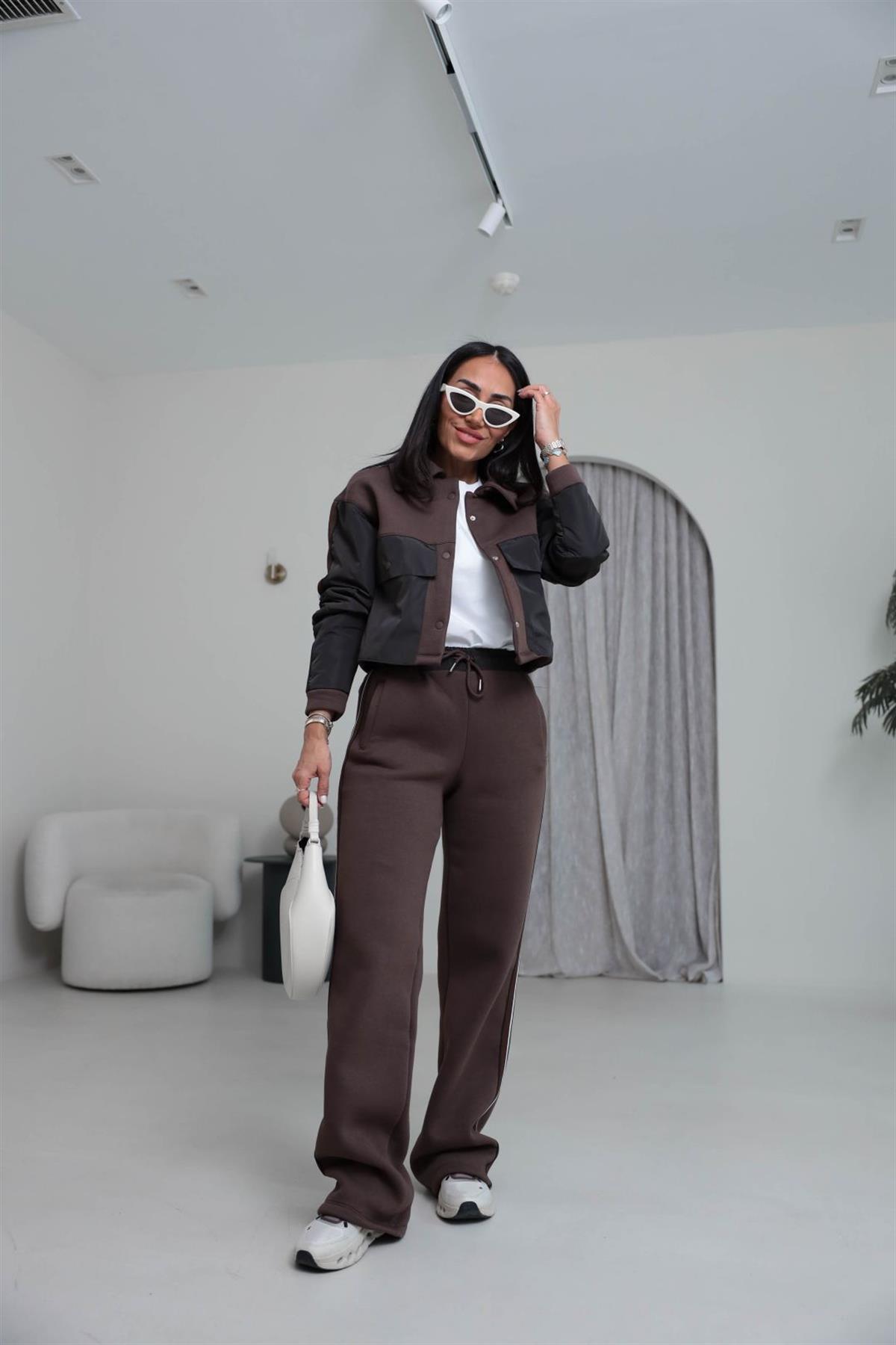 4076 Paraşüt Garnili 3 İplik Polo Yaka Çıtçıtlı Takım KAHVE