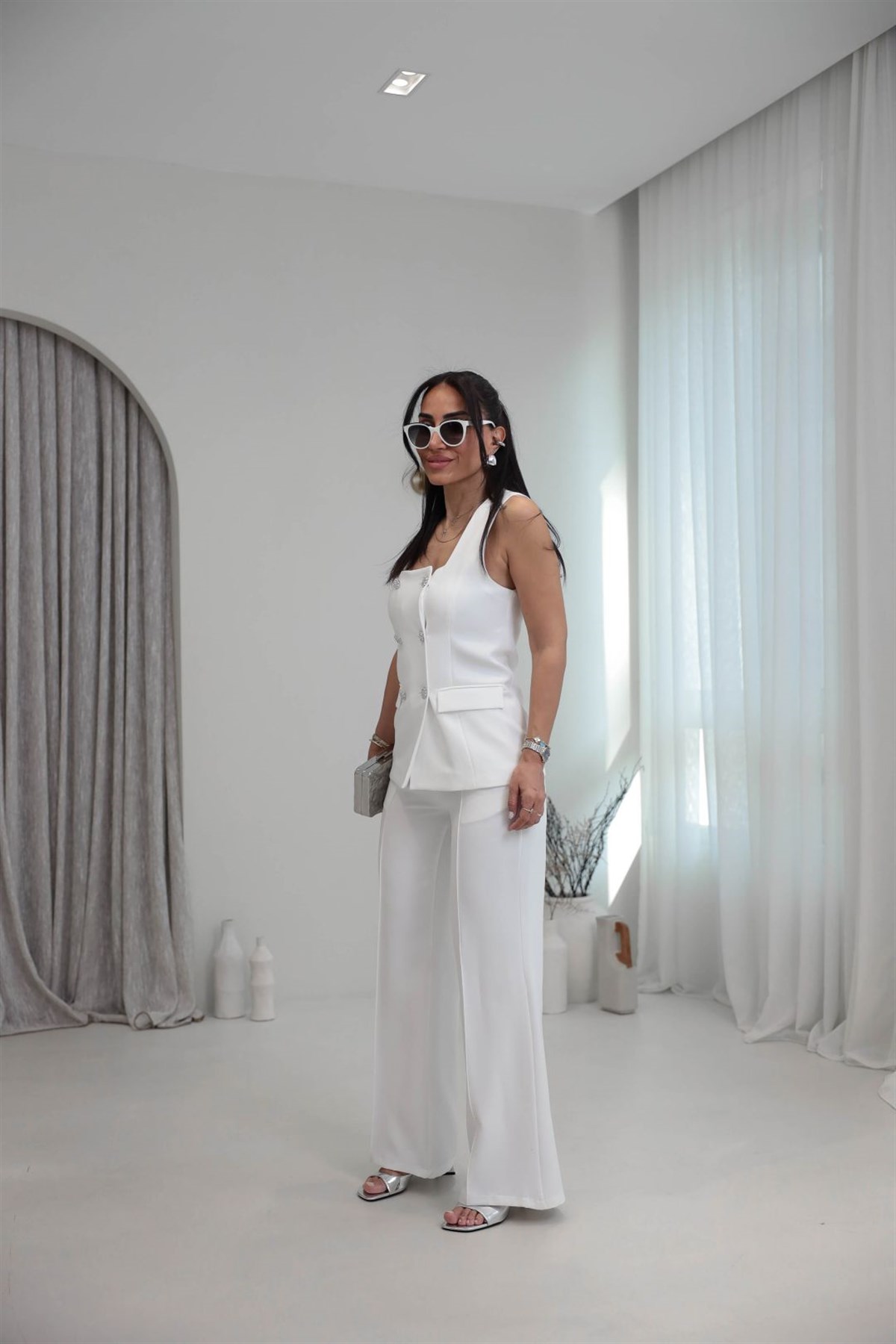 3163 Kare Yaka Taşlı Düğmeli Takım EKRU