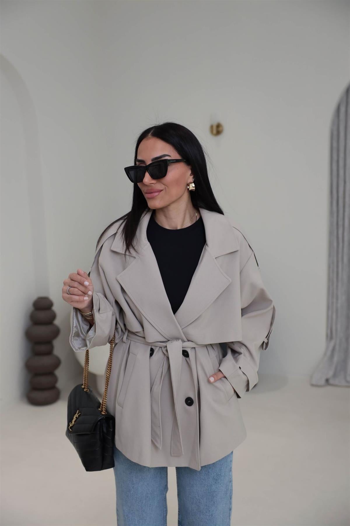 Apoletli Tasarım Astarlı Premium Kısa Trençkot CAMEL