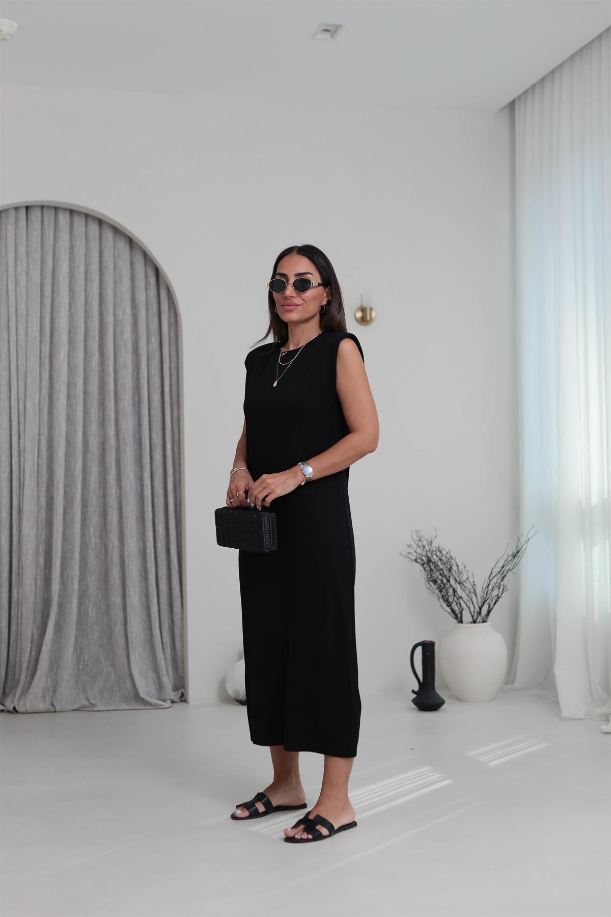 3316 Bisiklet Yaka Vatkalı Penye Modal Elbise SİYAH