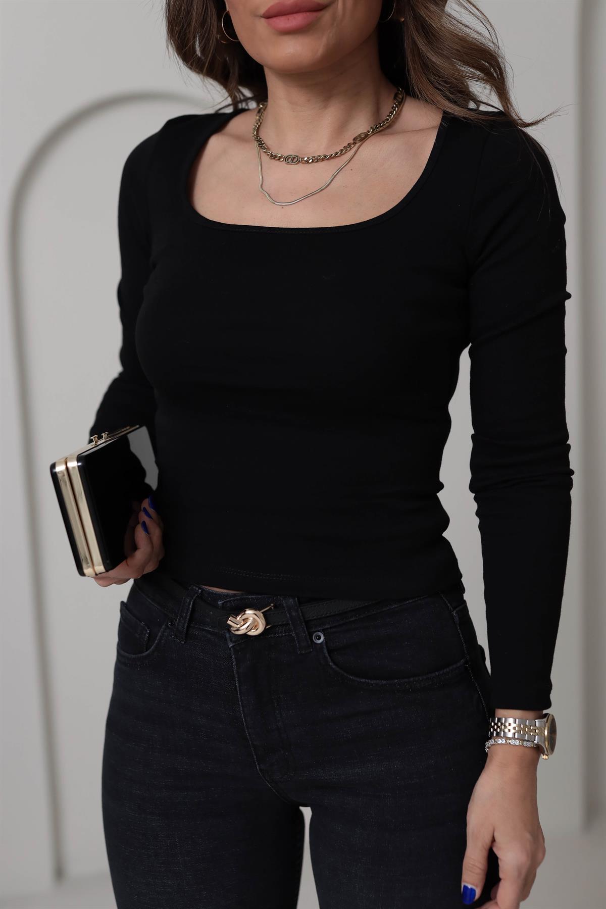 T3924 Kare Yaka Pamuklu Bluz SİYAH