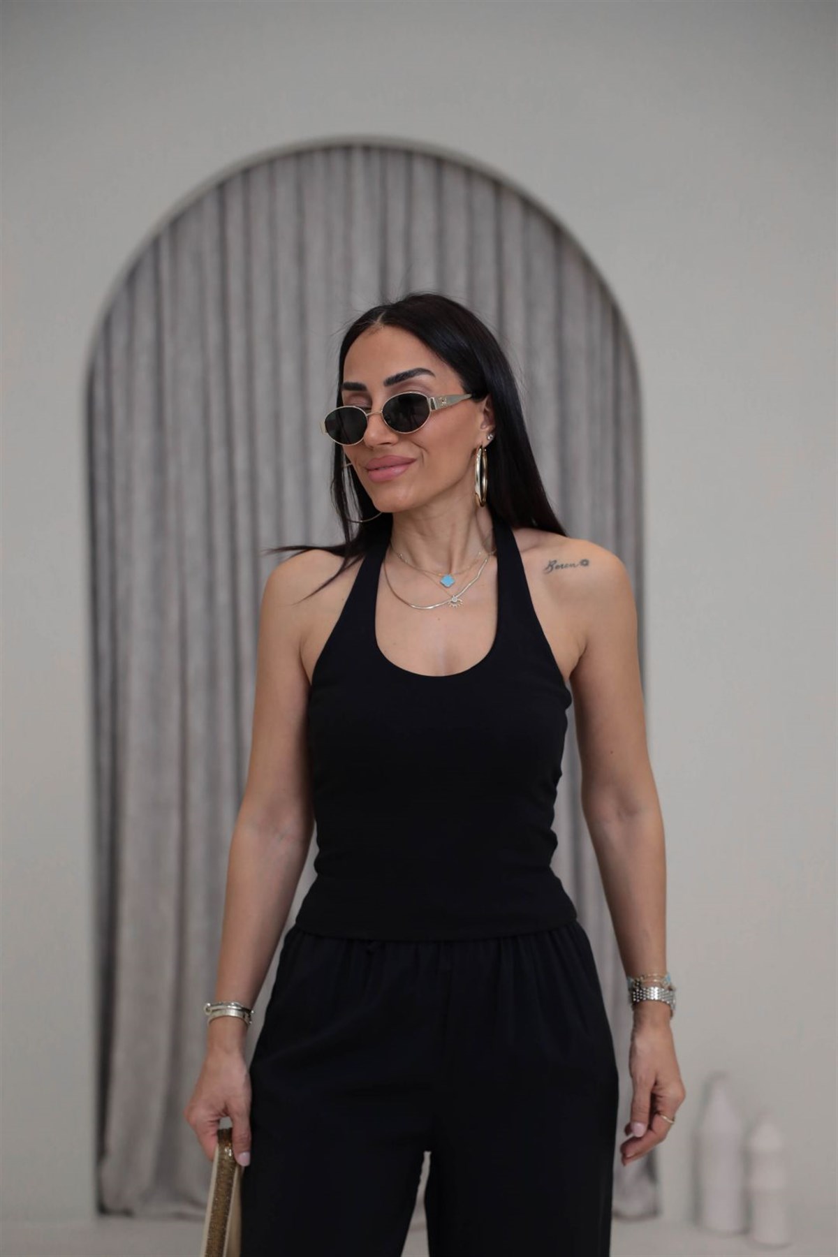 1052 Boyundan Geçmeli Pamuklu Top SİYAH