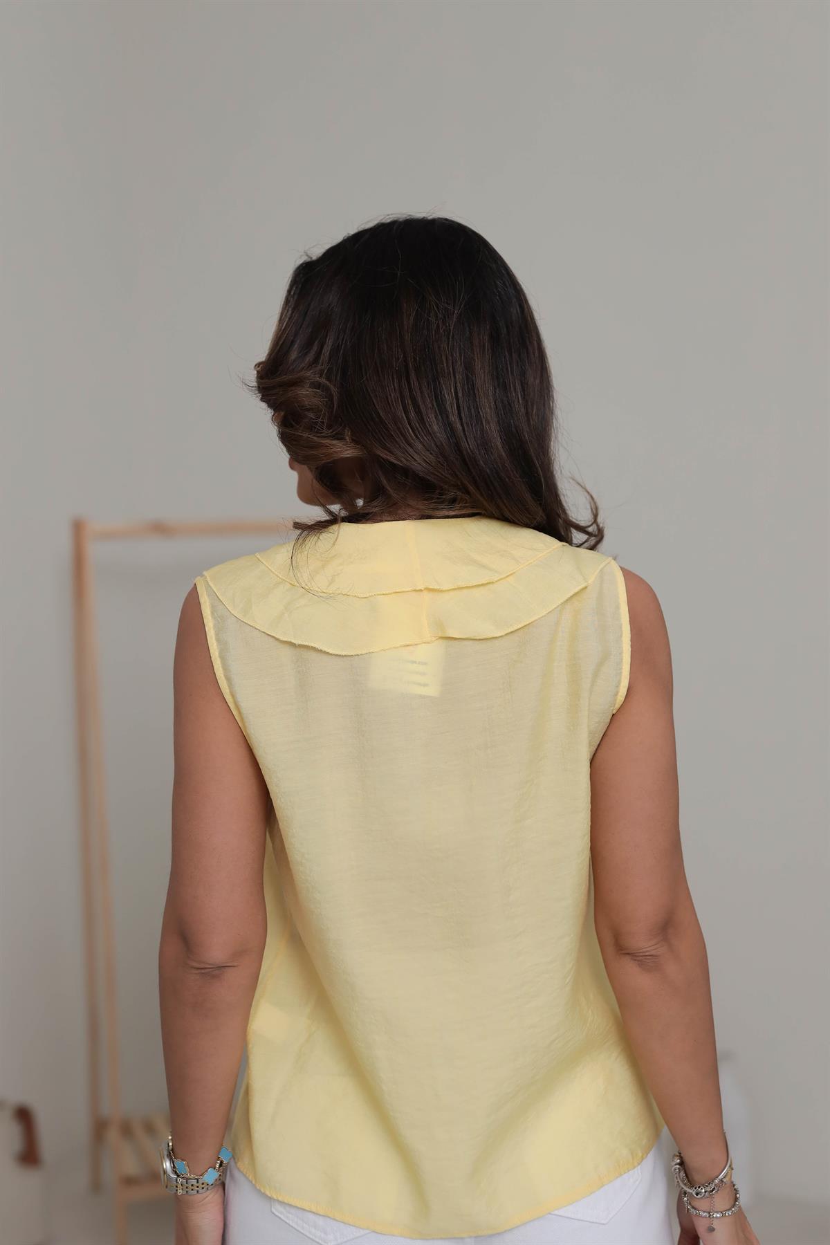 0072 Sıfır Kol Fırfır Detaylı Gömlek SARI