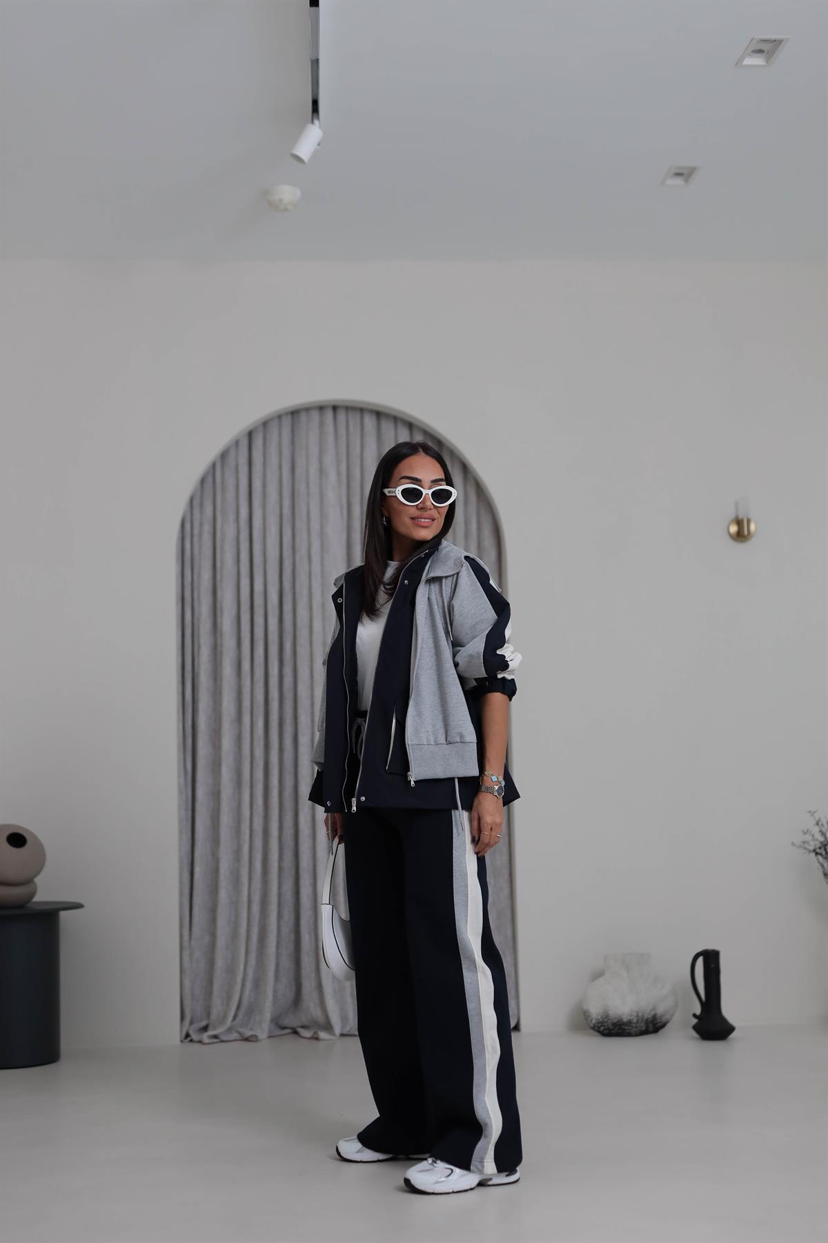 6754 Tasarım Garnili Takım LACİVERT