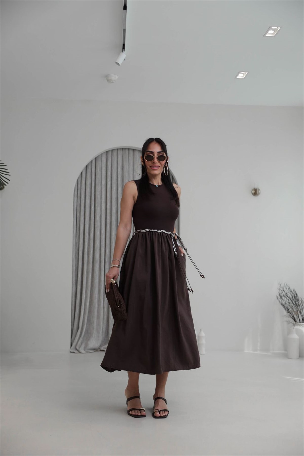 1801 Paraşüt Detaylı Kemerli Elbise KAHVE