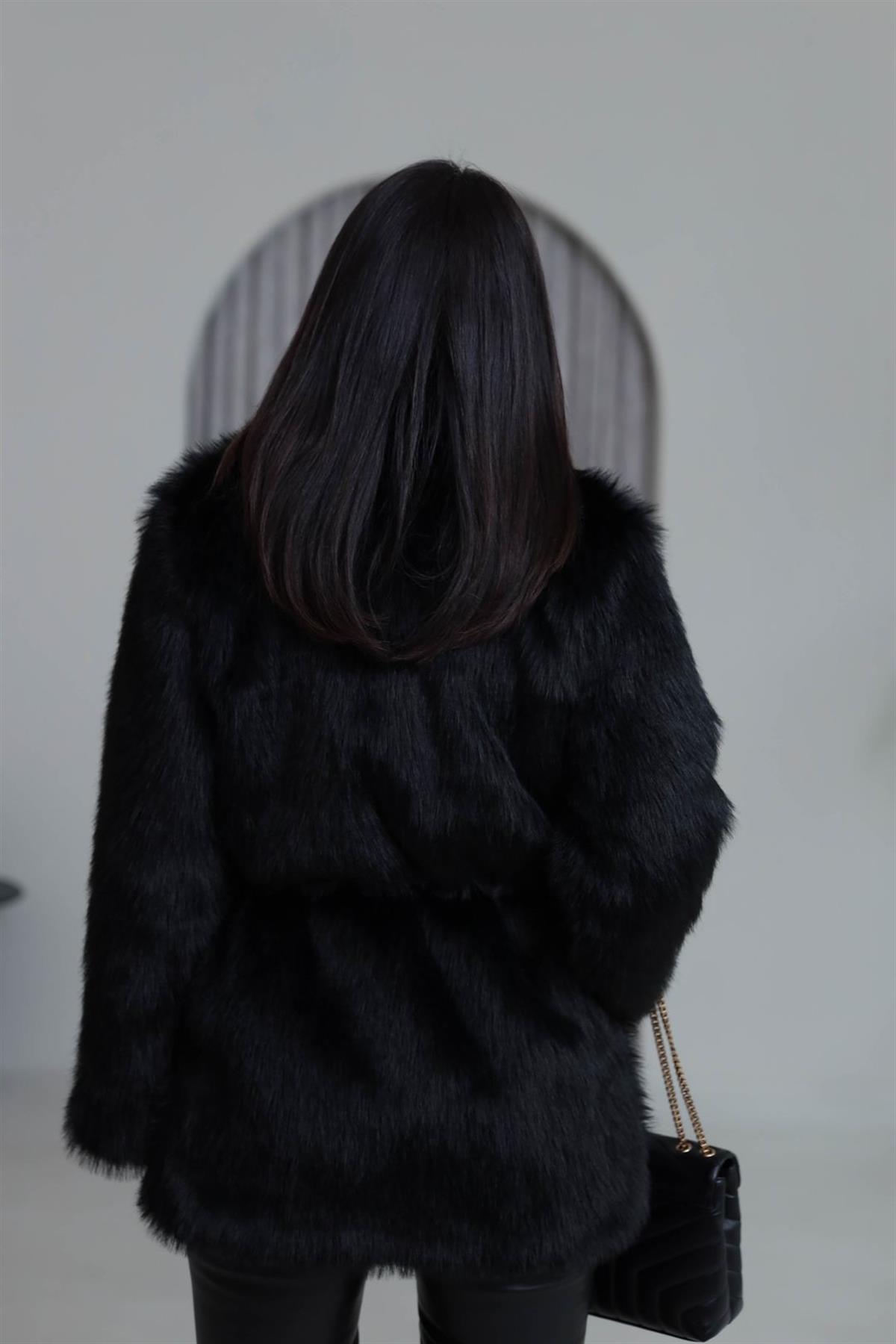 Yakalı Kemerli Suni Kürk Kaban SİYAH