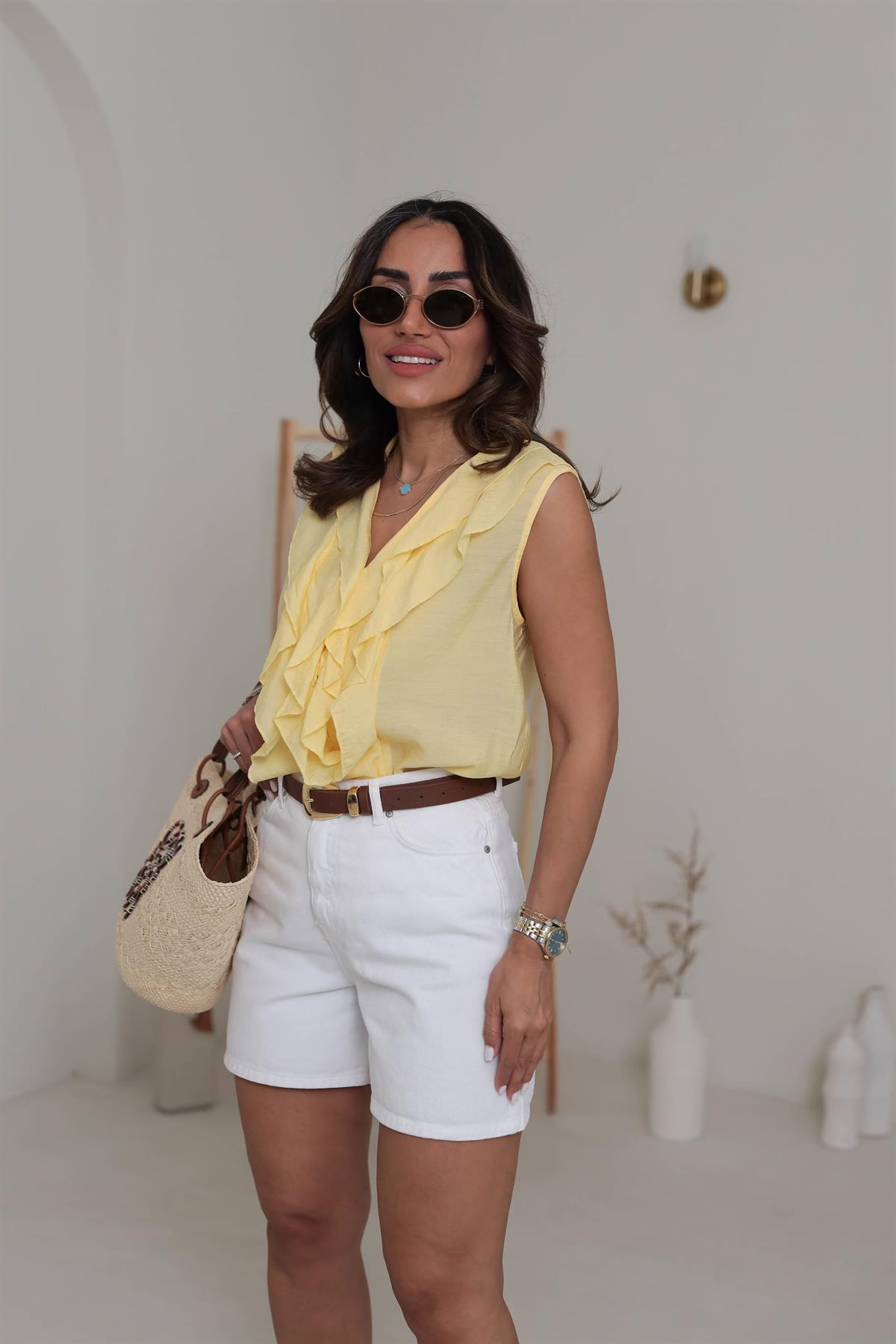 0072 Sıfır Kol Fırfır Detaylı Gömlek SARI