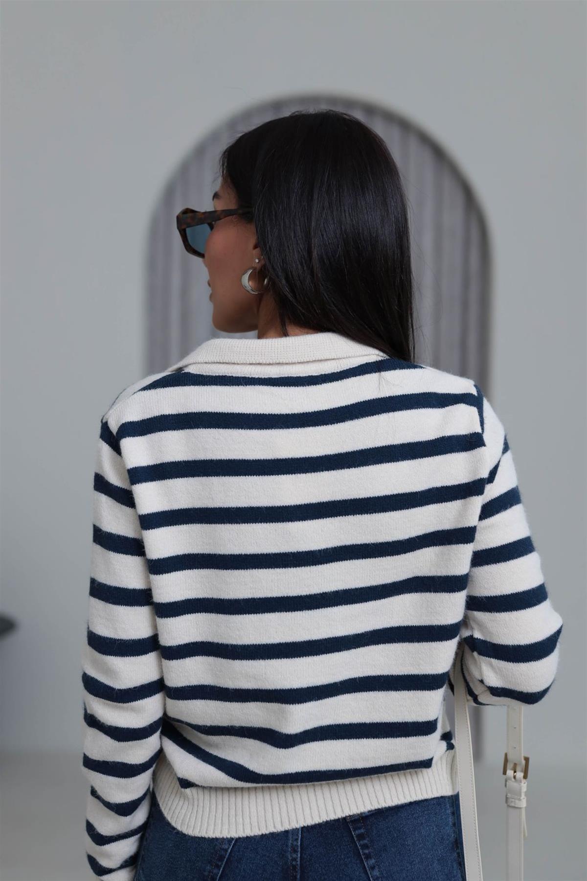 4630 Kemer Detaylı Polo Yaka Triko Bluz LACİVERT