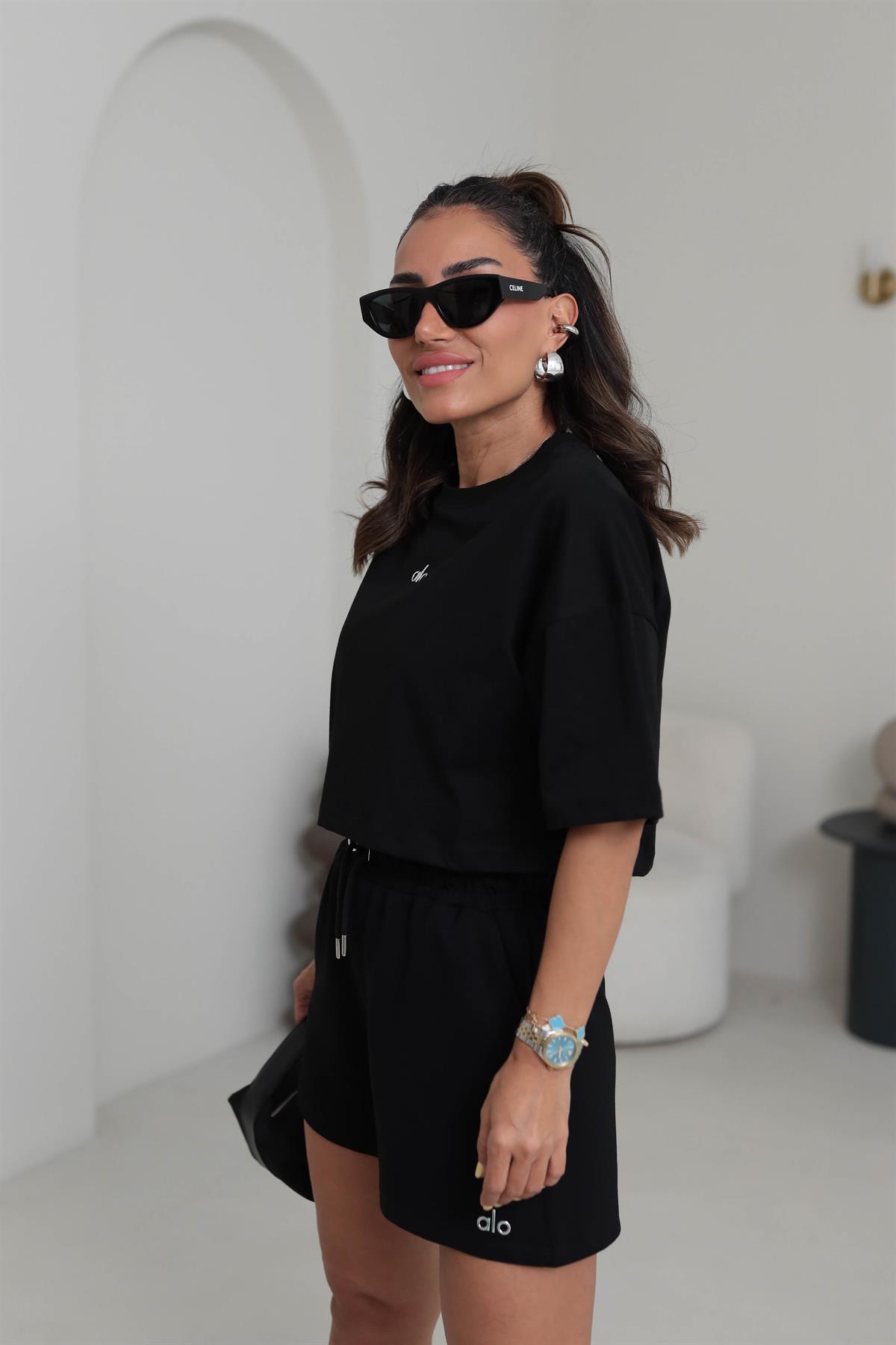 8510 Gümüş Yazı Baskılı Crop Oversize Tshirt SİYAH