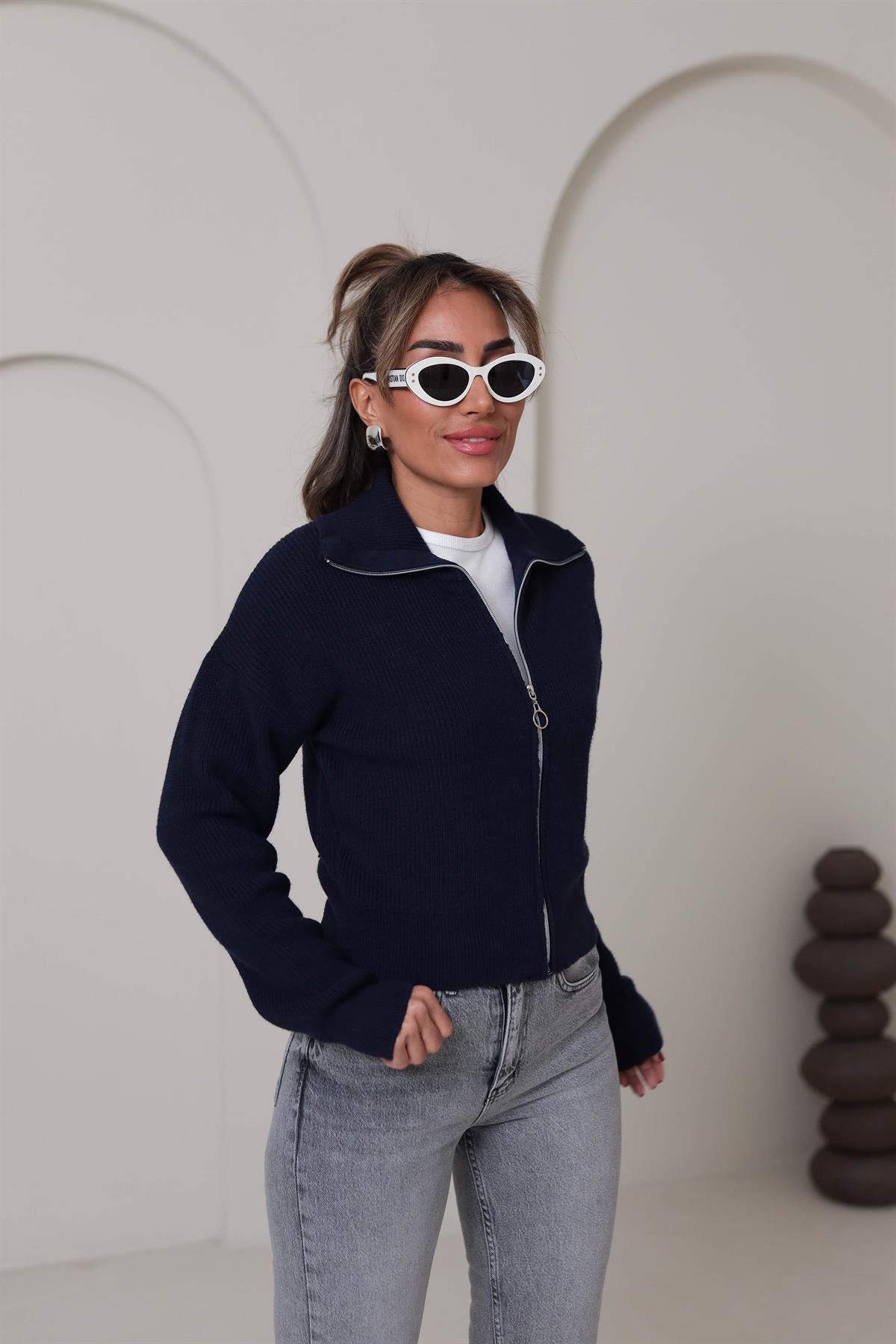 1054 Fermuarlı Yakalı Hırka LACİVERT