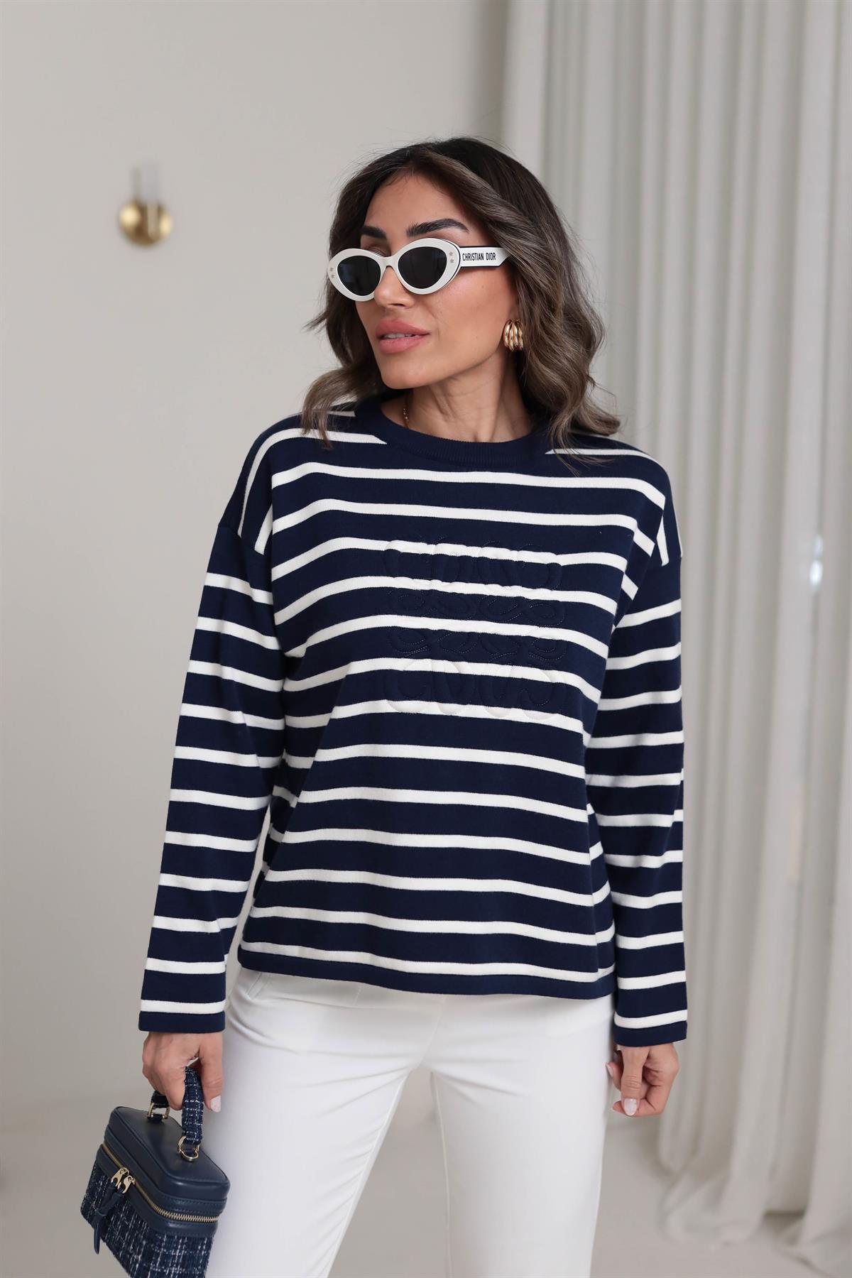 2430 Çizgili Korsman Çizgili Kazak LACİ-BEYAZ