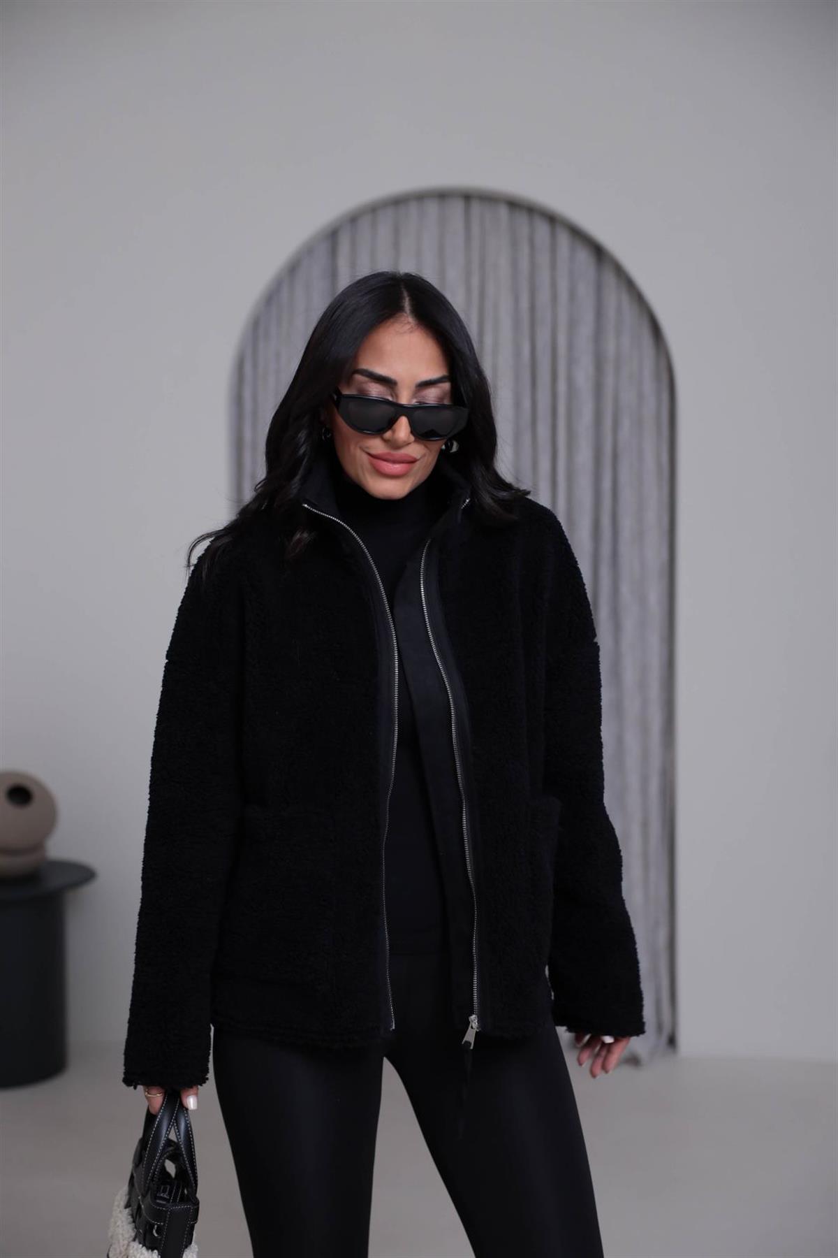 2895 Dik Yaka Fermuarlı Teddy Mont SİYAH