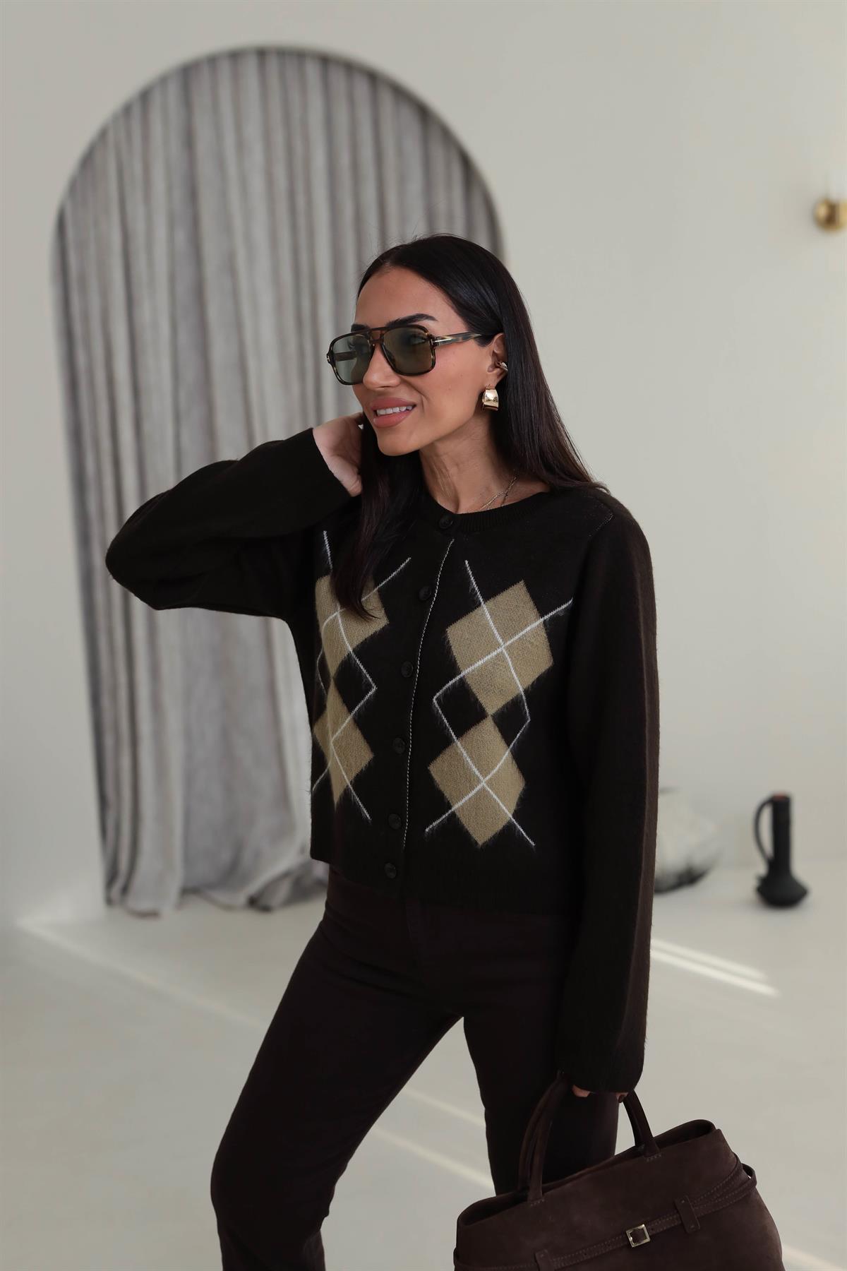 5263 Bisiklet Yaka Baklava Desen Massi Hırka KAHVE