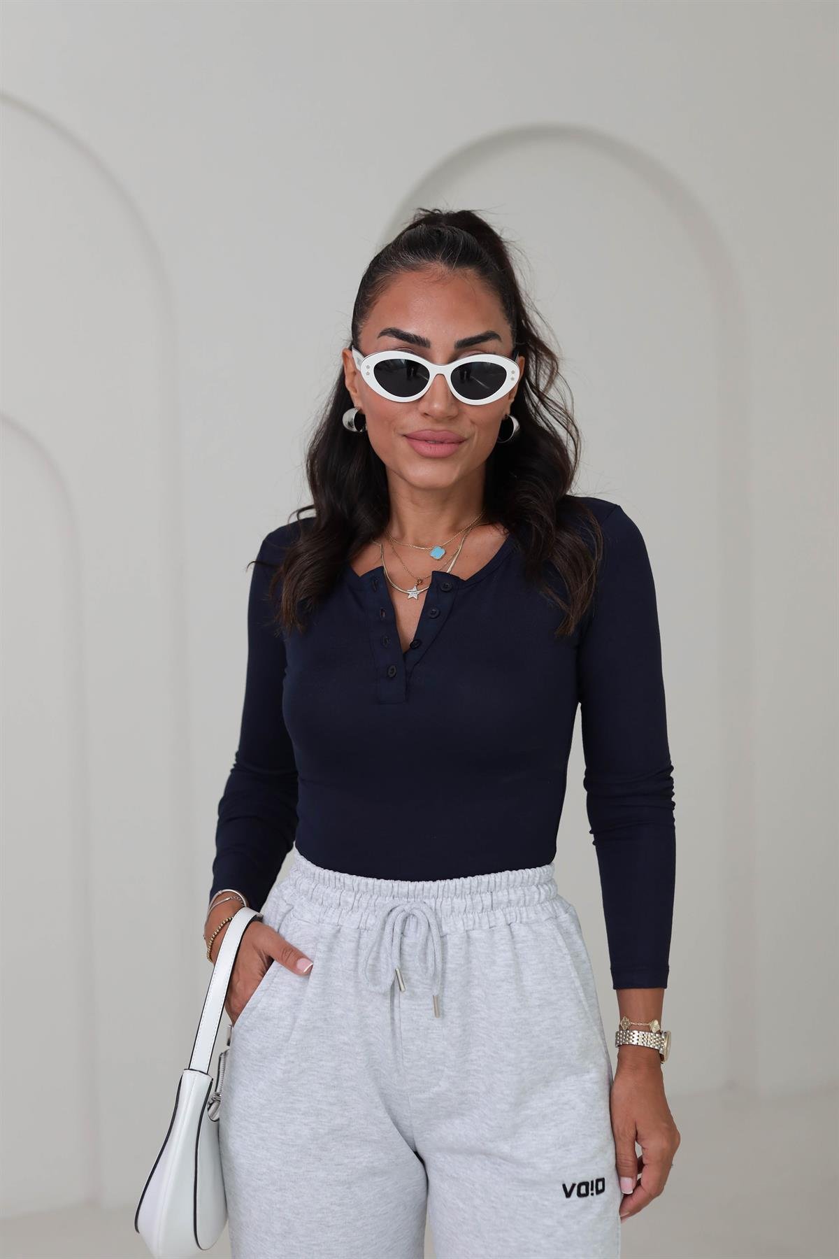 1040 Bisiklet Yaka Düğmeli Yumuşak Body LACİVERT