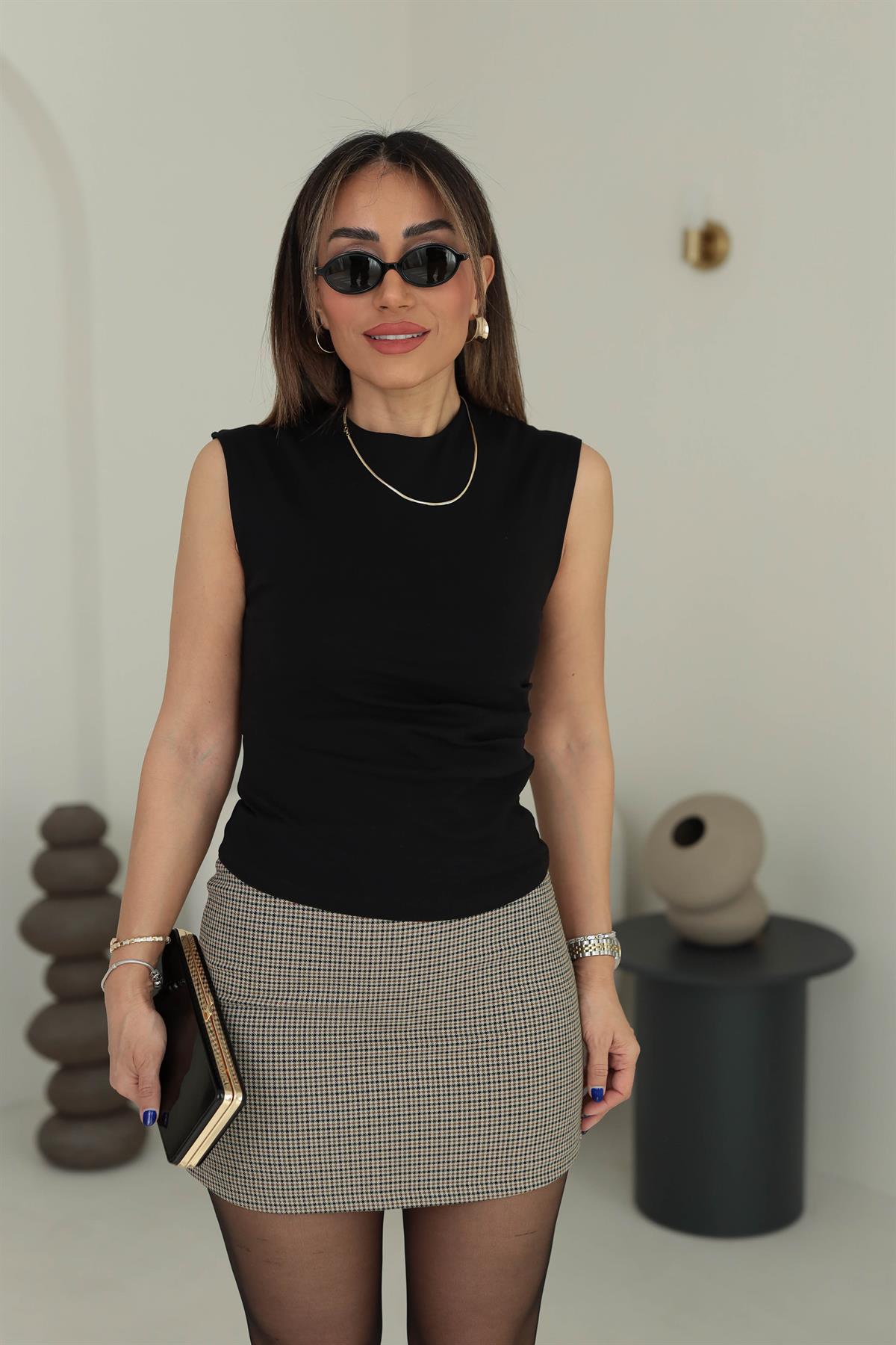 6112 Yan Drapeli Kolsuz Pamuklu Bluz SİYAH