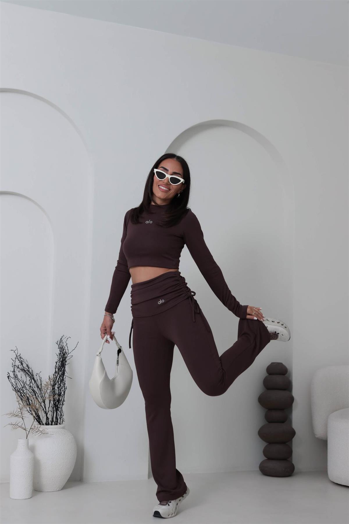 4033 Gümüş Yazı Baskılı Bel Detaylı Takım KAHVE