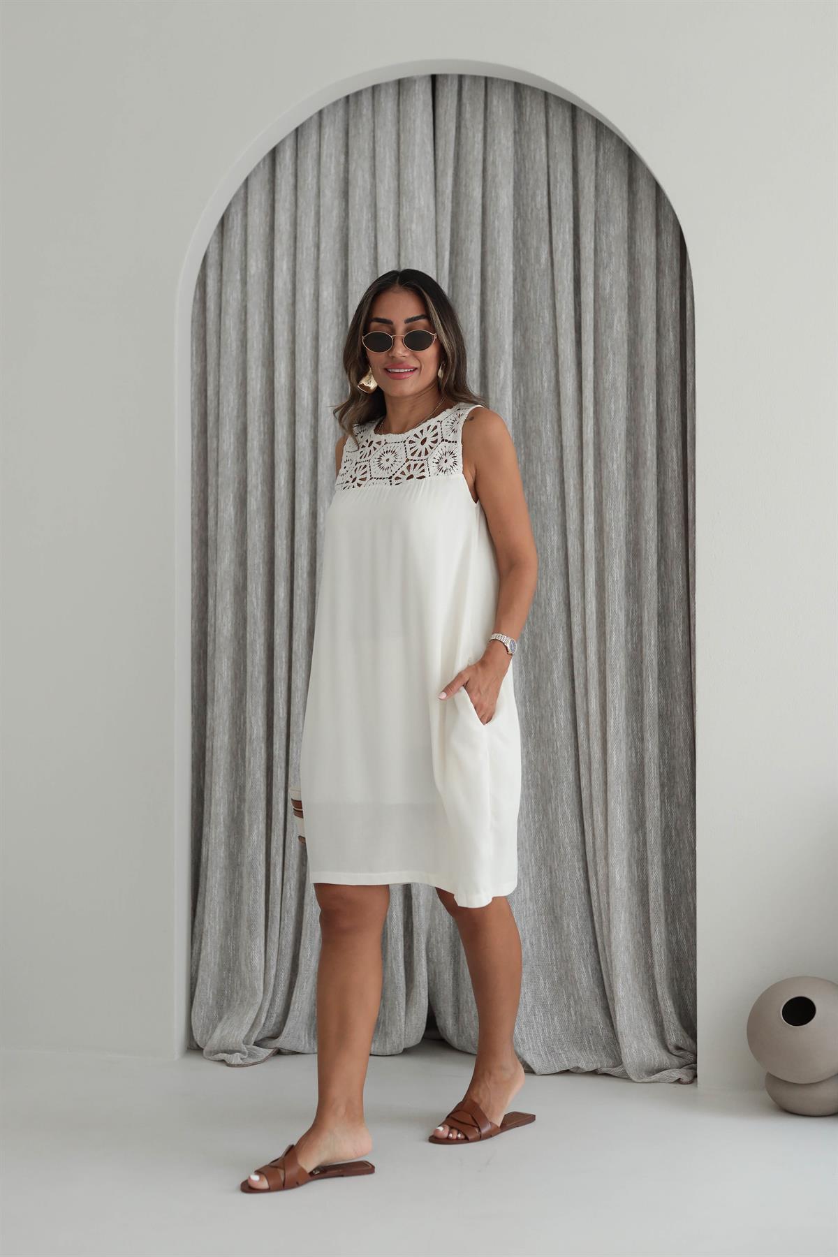 7213 Güpürlü Pamuklu  Elbise