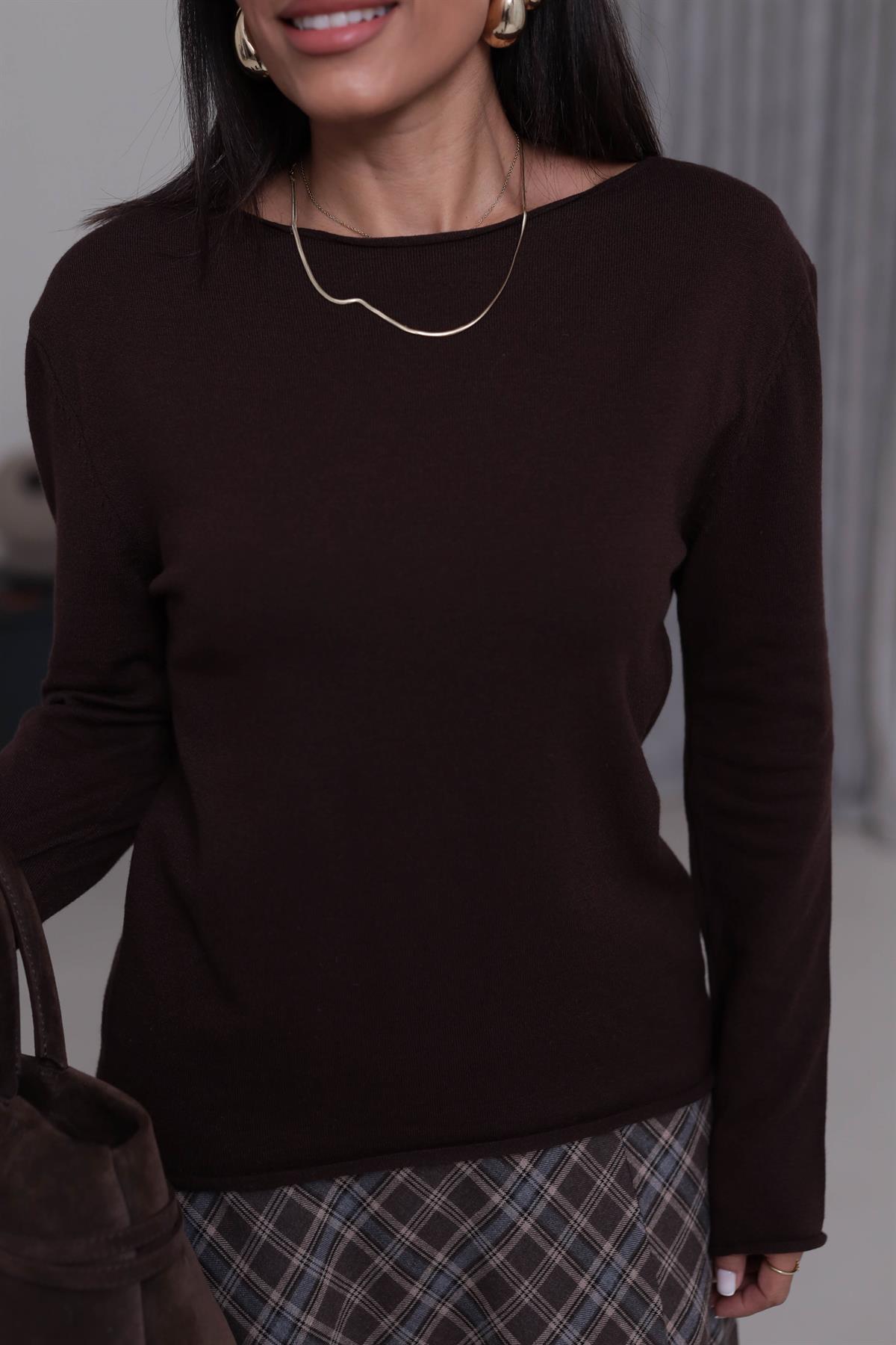 Kayık Yaka Yumuşak Dokulu Triko Bluz KAHVE