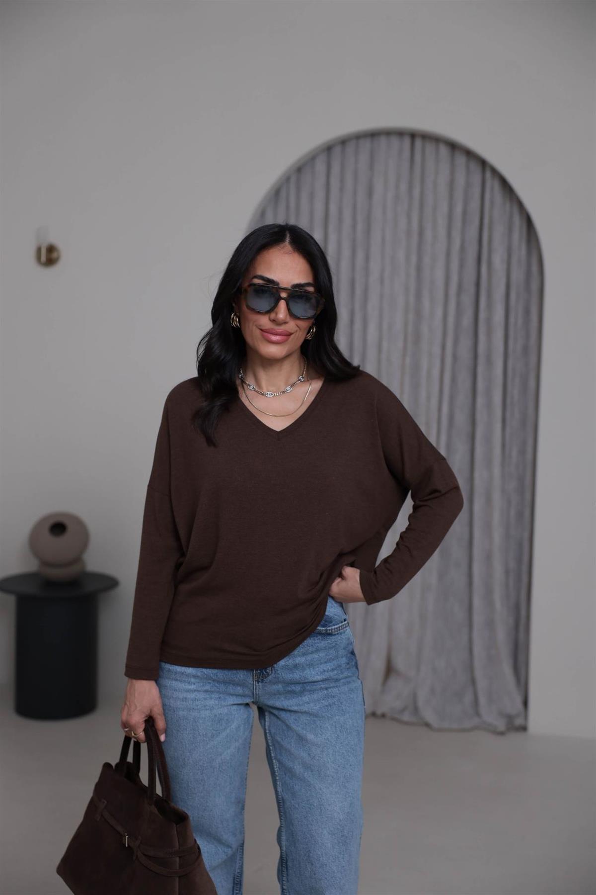 7590 V Yaka Yumoş Bluz KAHVE