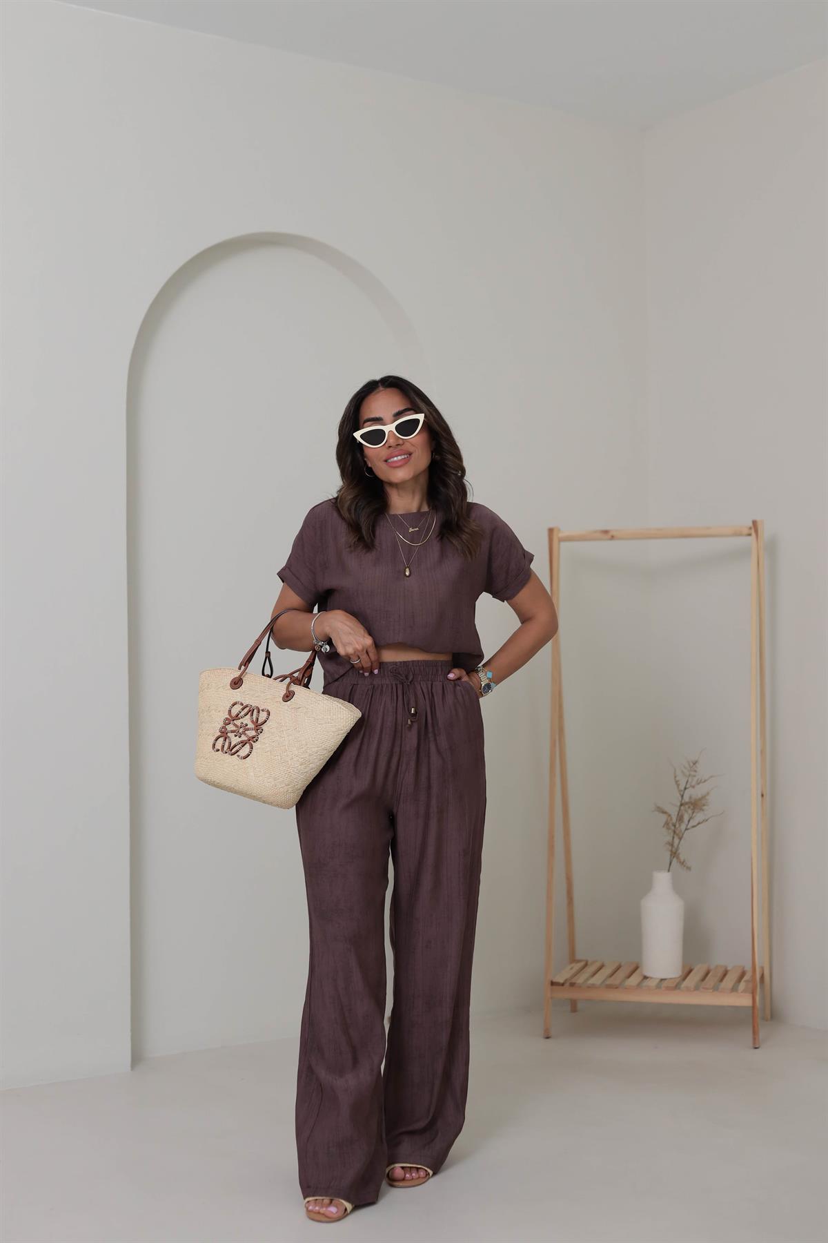 0450 Düşük Omuz Bluz Ve Geniş Paça Pantolon Takım KAHVE