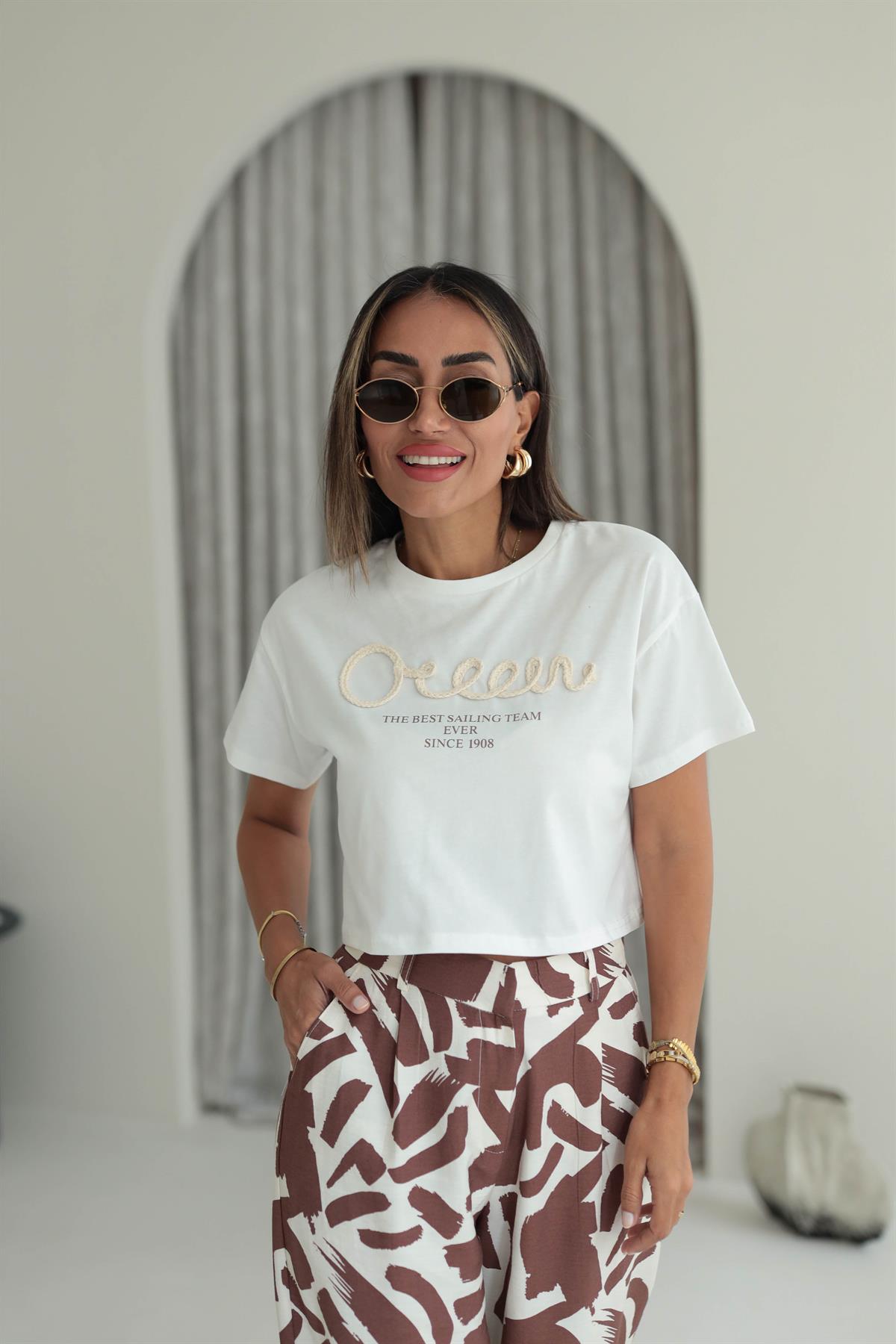 0238 Yazı Detaylı Tshirt