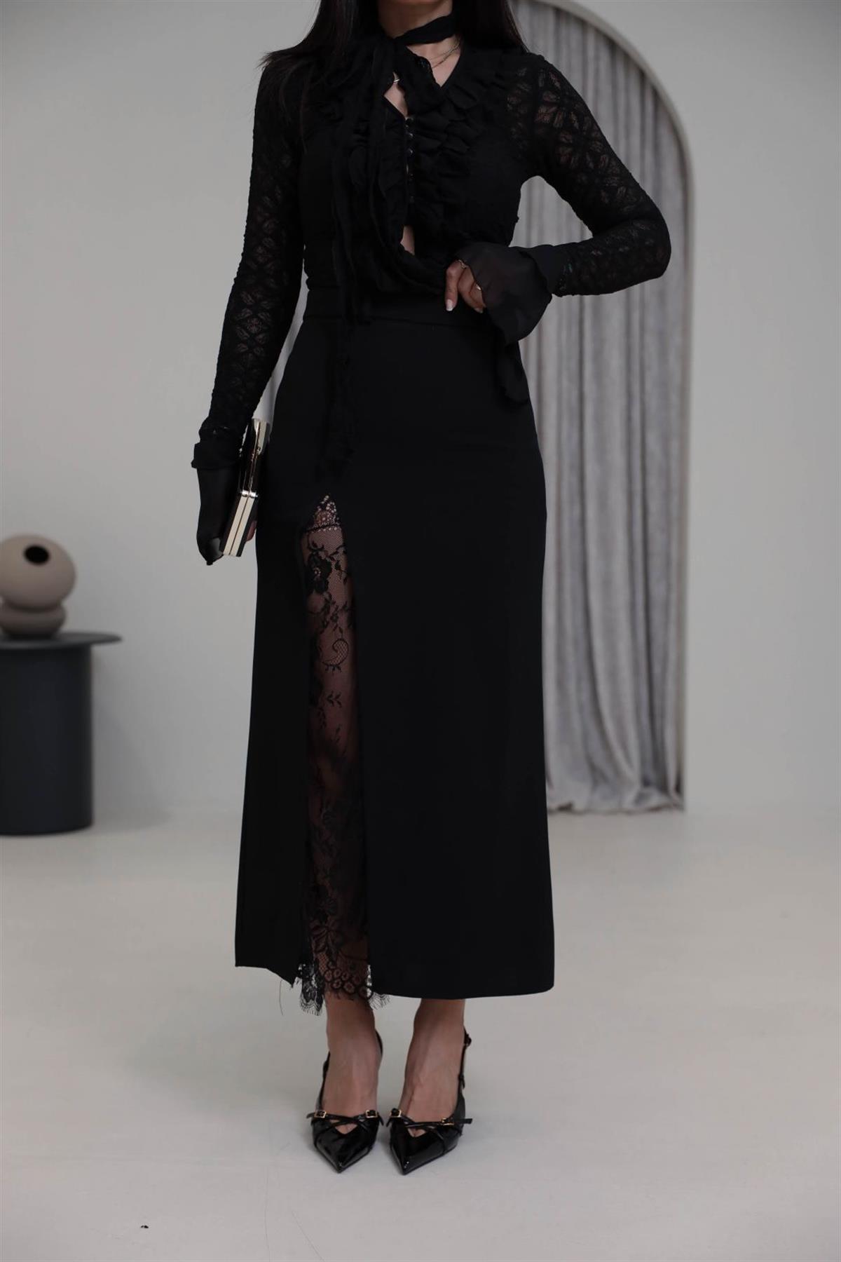 1017 Dantel Yırtmaçlı Kumaş Etek SİYAH