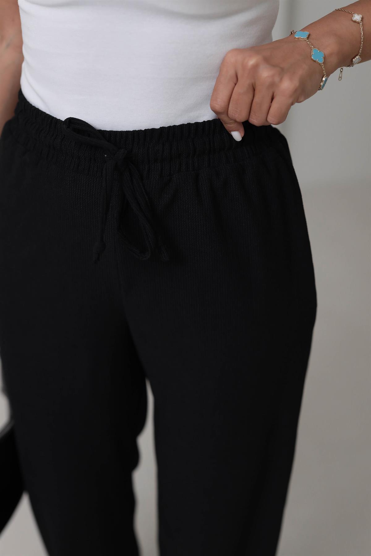 0104 Bol Paça Beli Lastikli Örme Pantolon SİYAH