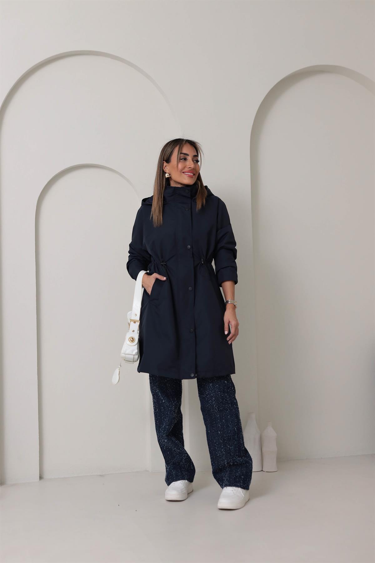 Bel Büzgülü Za Model Yağmurluk LACİVERT