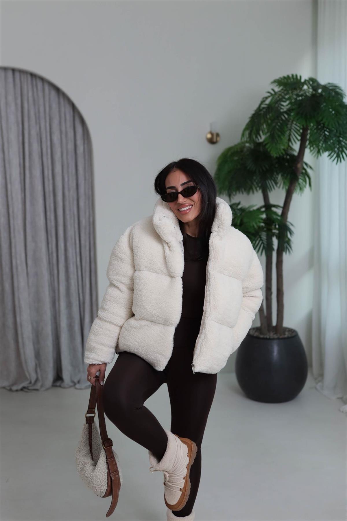 2283 Kuzu Şişme Mont KREM