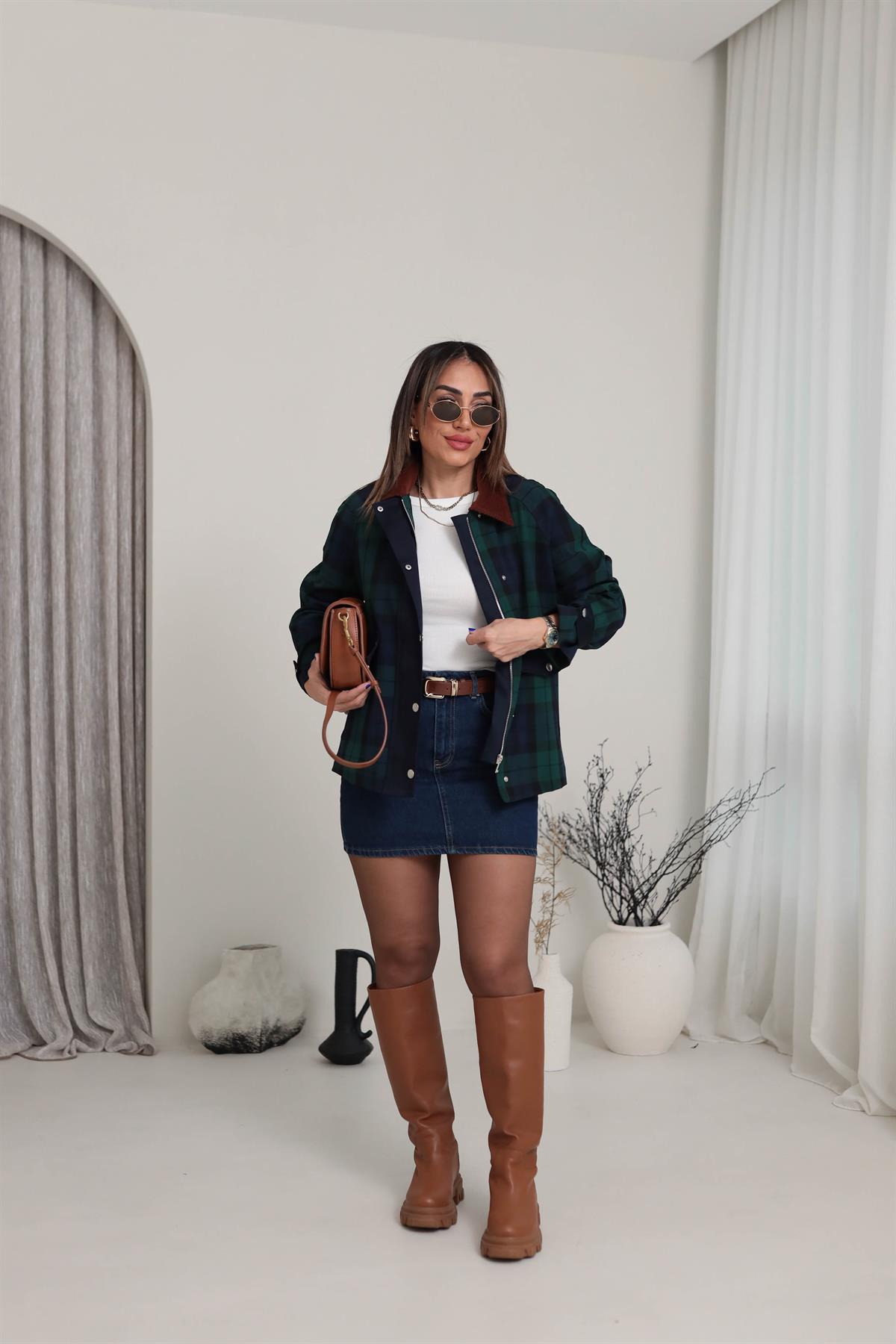 0570 Kısa Kot Etek LACİVERT