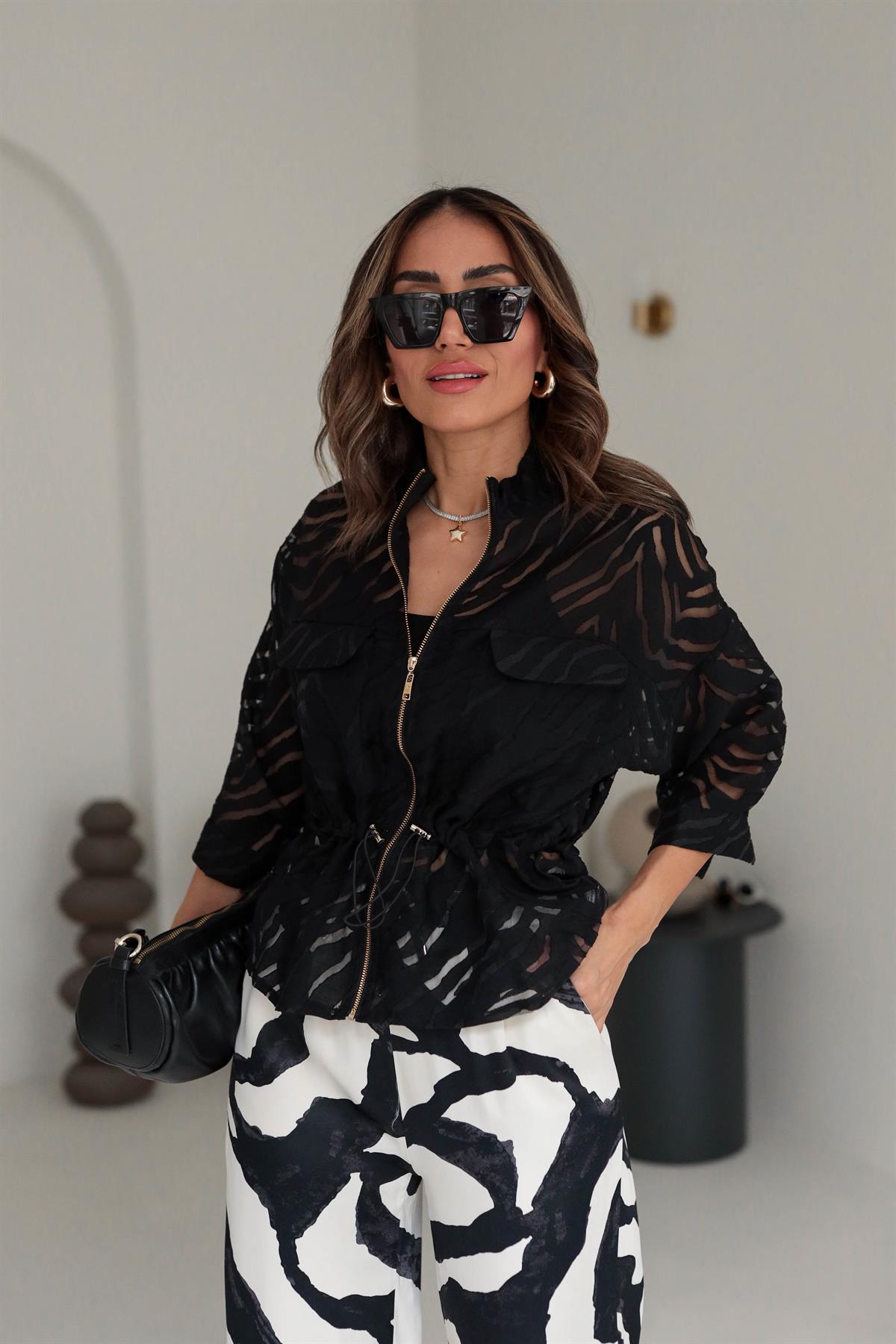 2938 Orgaze Tül Kumaş Fermuarlı Ceket