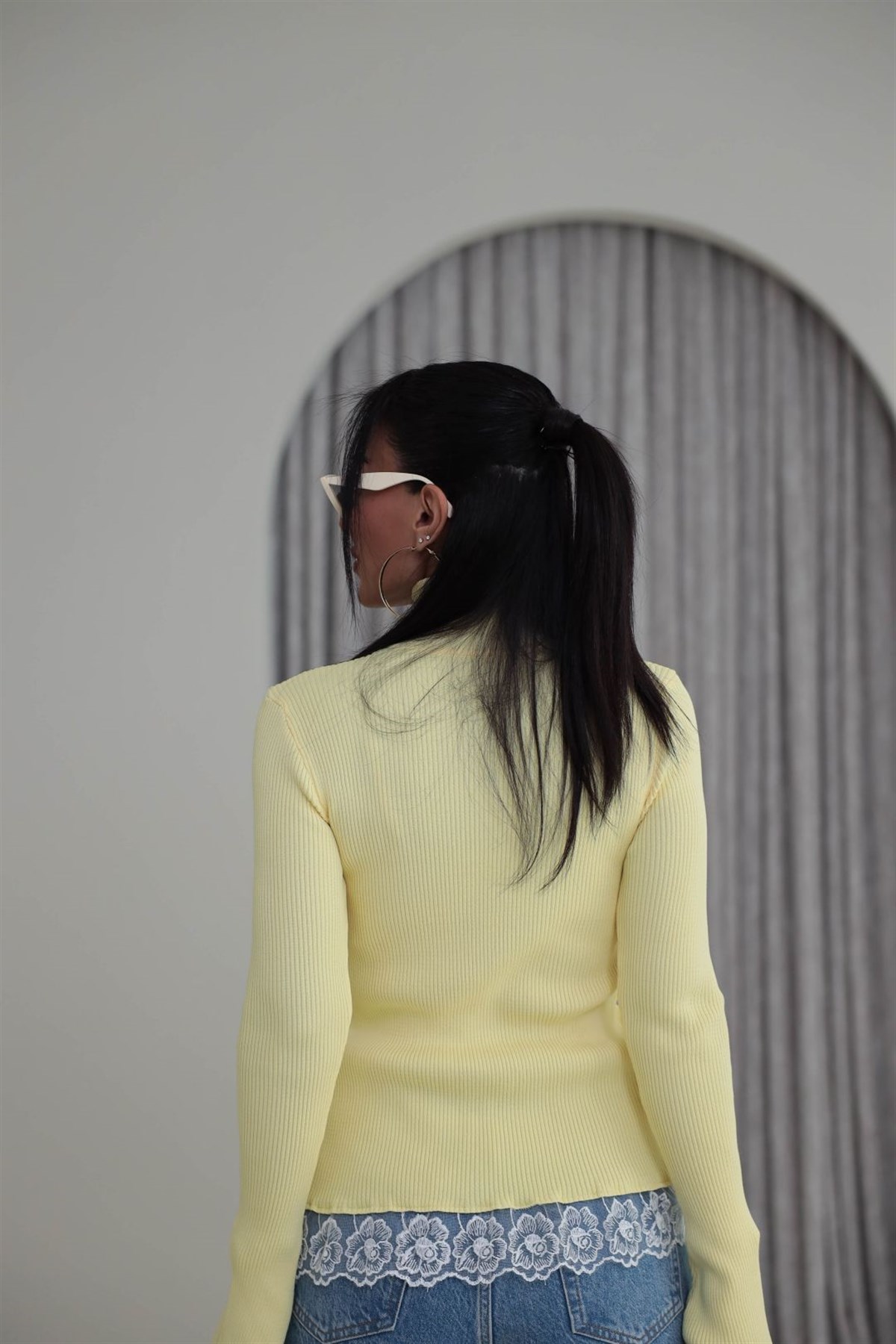 Yarım Balıkçı İspanyol Kol Güpürlü Hırka SARI