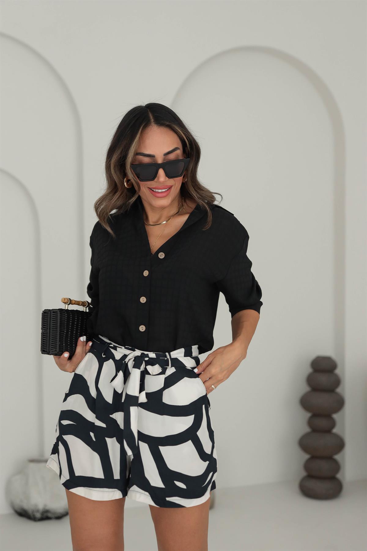 1691 Dokulu Tiril Gömlek SİYAH