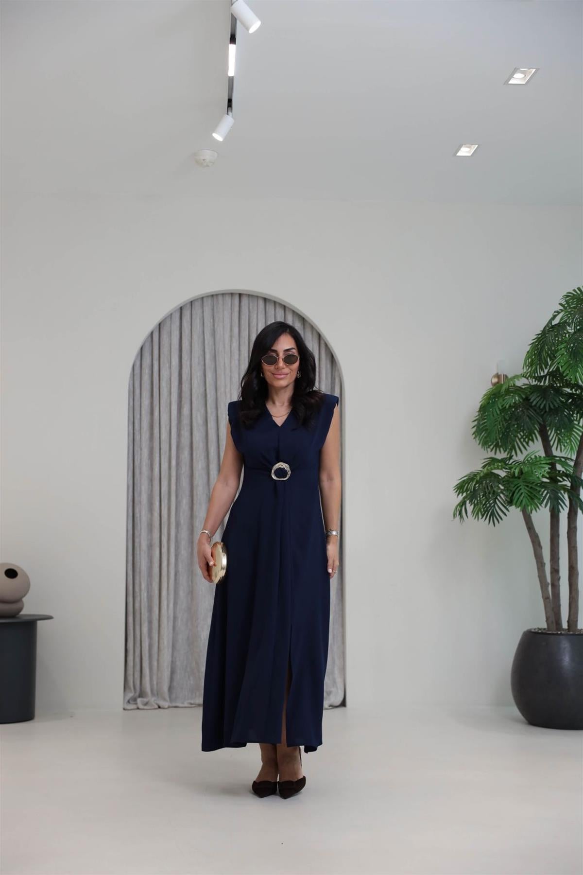 3865 V Yaka Gold Tokalı Maxi Elbise LACİVERT