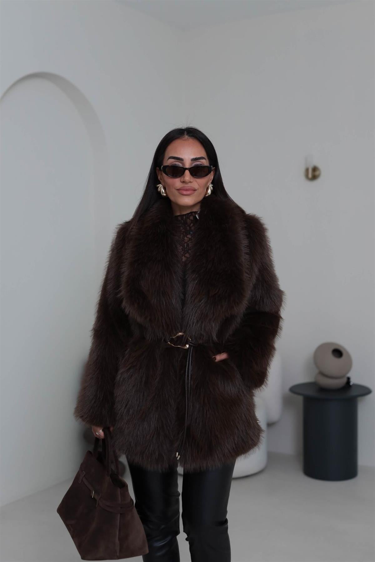 Yakalı Kemerli Suni Kürk Kaban KAHVE