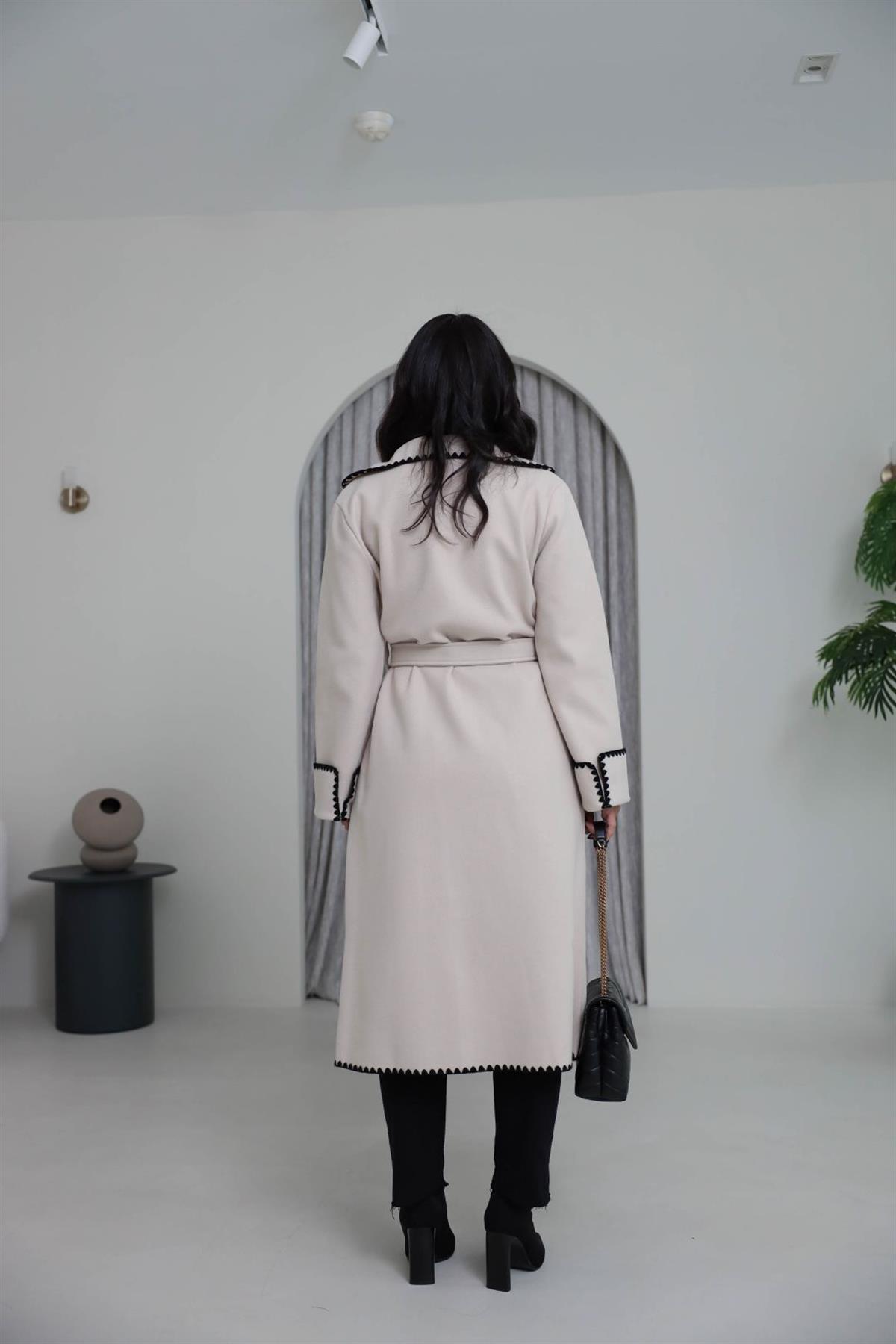 7636 Dikiş ve Cep  Detaylı Kuşaklı Kaban TAŞ