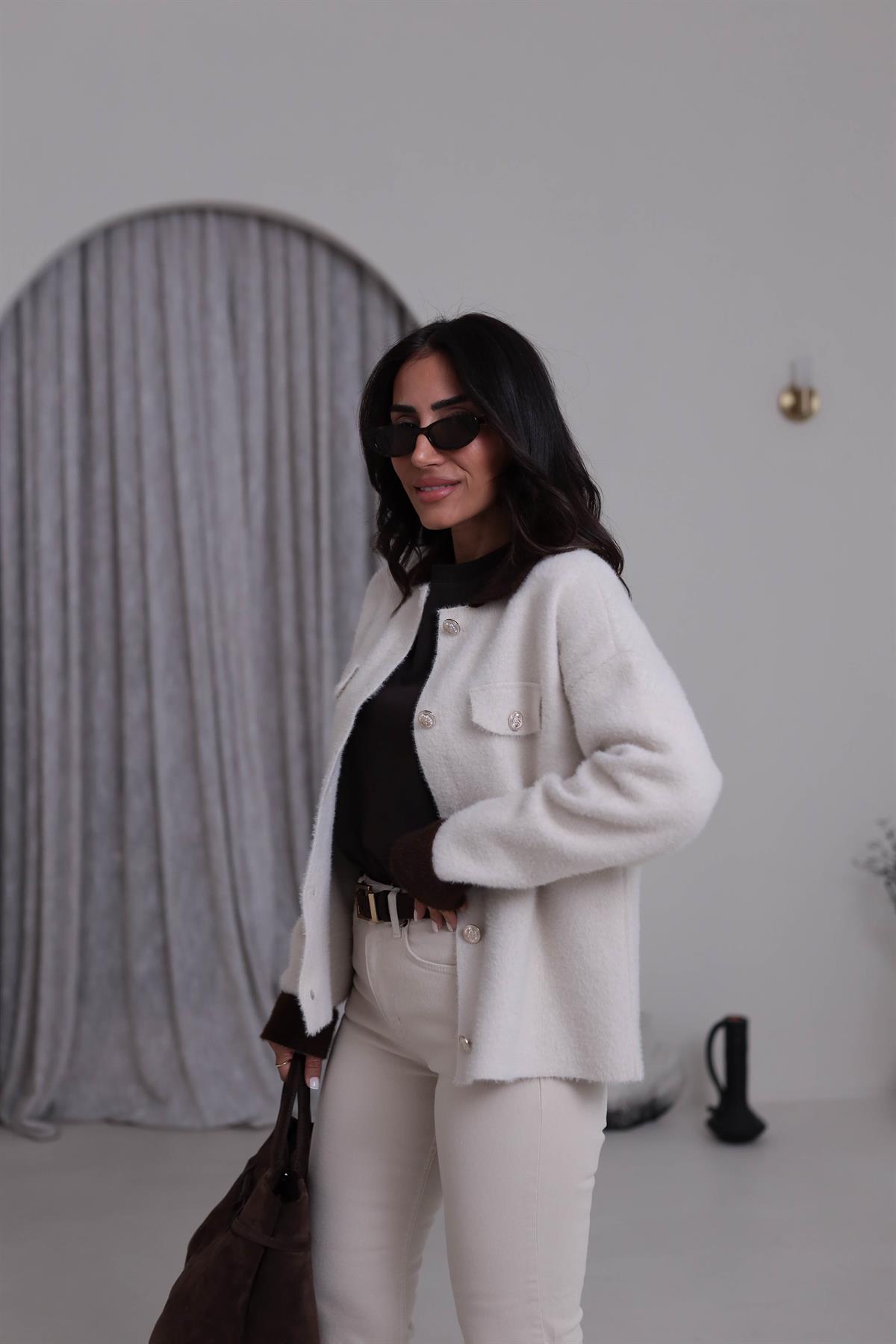 5259 Kontrastlı Polo Yaka Angora Ceket Hırka KREM