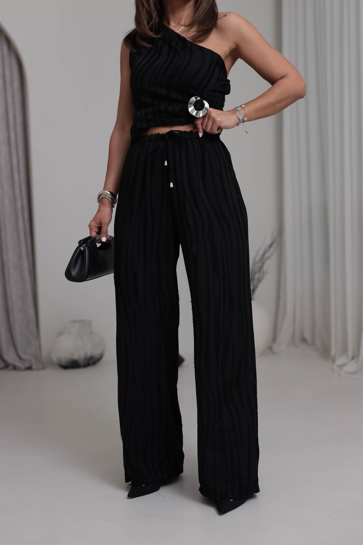 0111 Beli Lastikli Kendinden Desenli Pantolon SİYAH