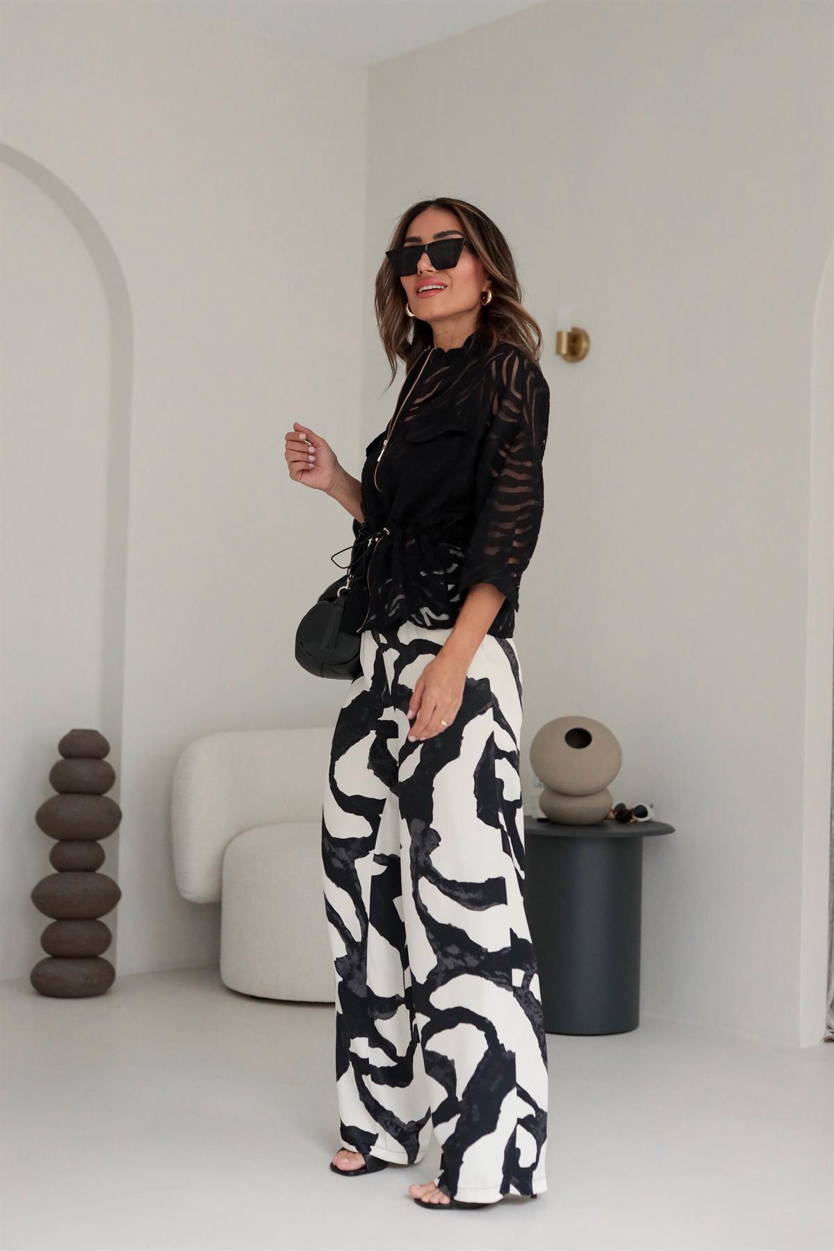 2921 Bel Lastikli Desenli Saten Pantolon