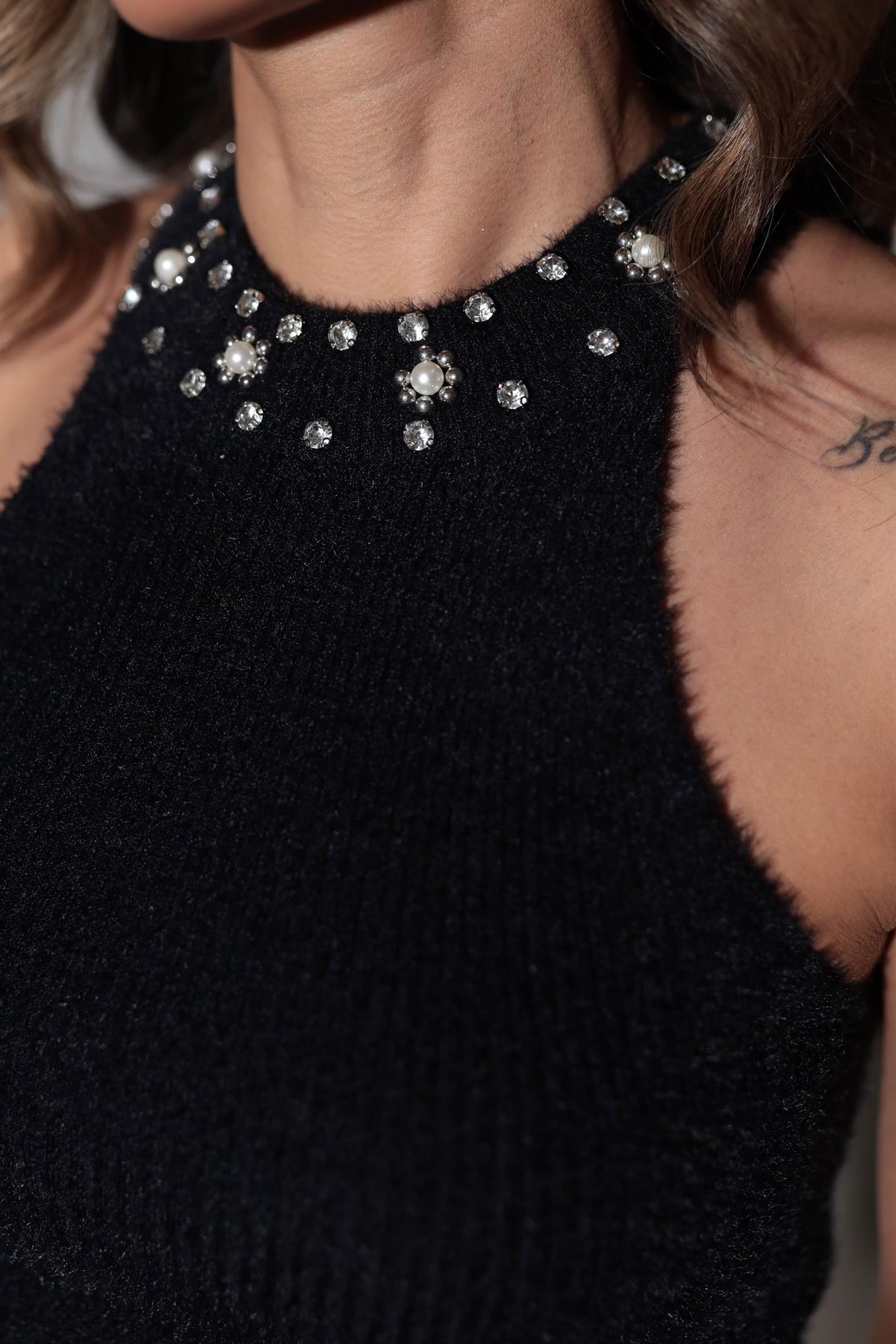 0291 Angora Yakası İncili Taşlı Kolsuz Bluz SİYAH