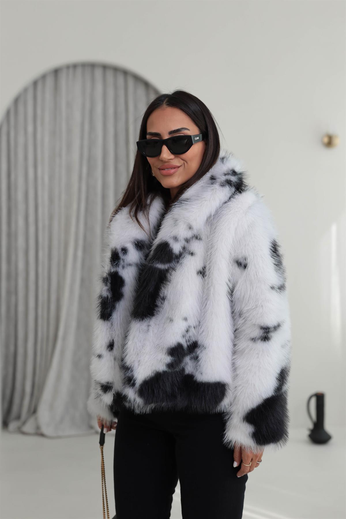 7606 Desenli Kürk Mont SİYAH