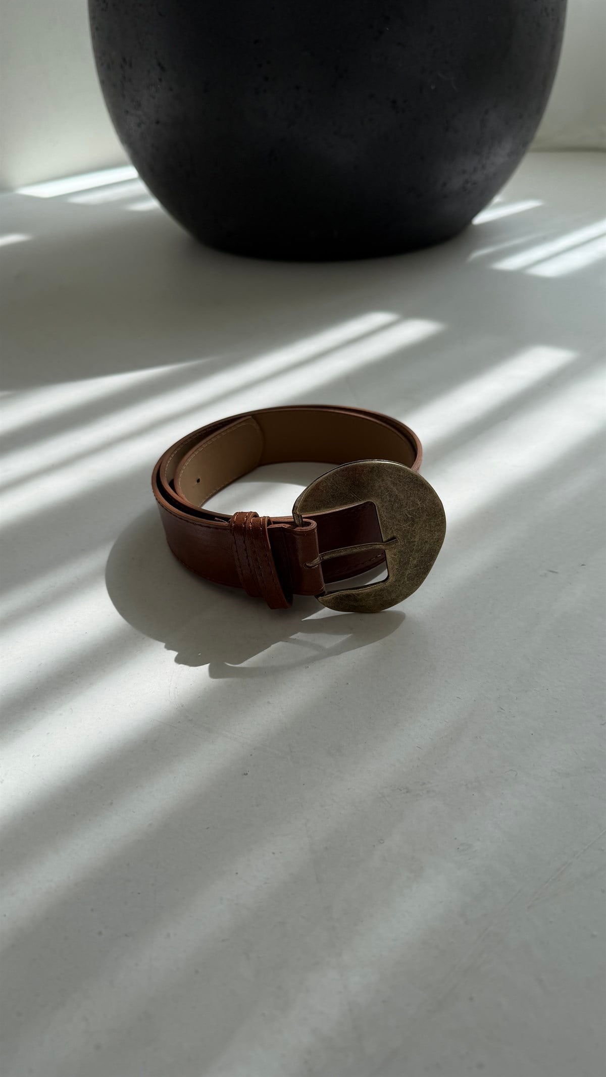 2681 Eskitme Efektli Yarı Oval Kemer TABA