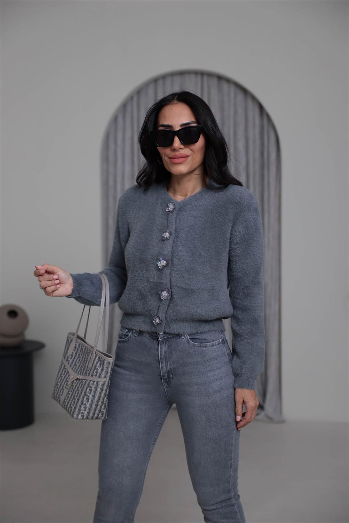 314 Çiçek Düğmeli Çıtçıtlı Yumoş Hırka KOYU GRİ