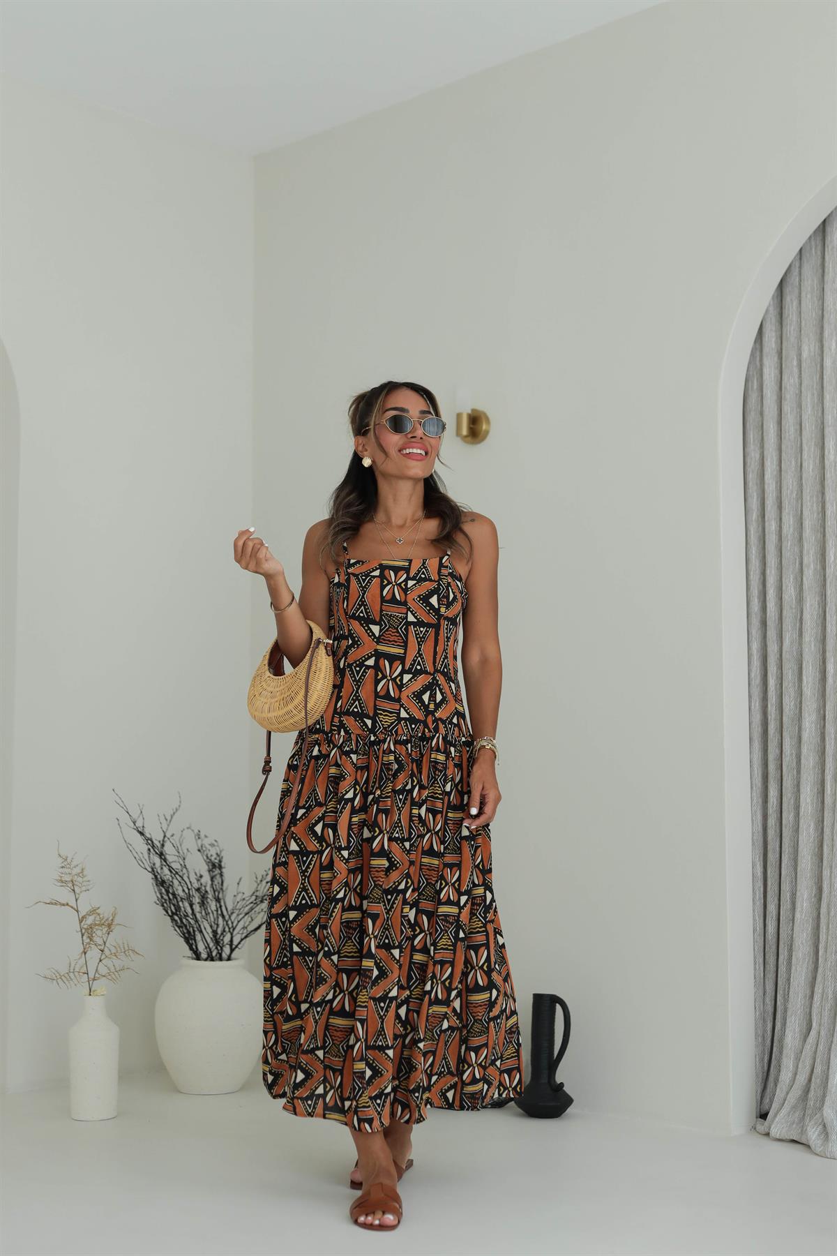 Desenli Askılı Viskon Kumaş Elbise