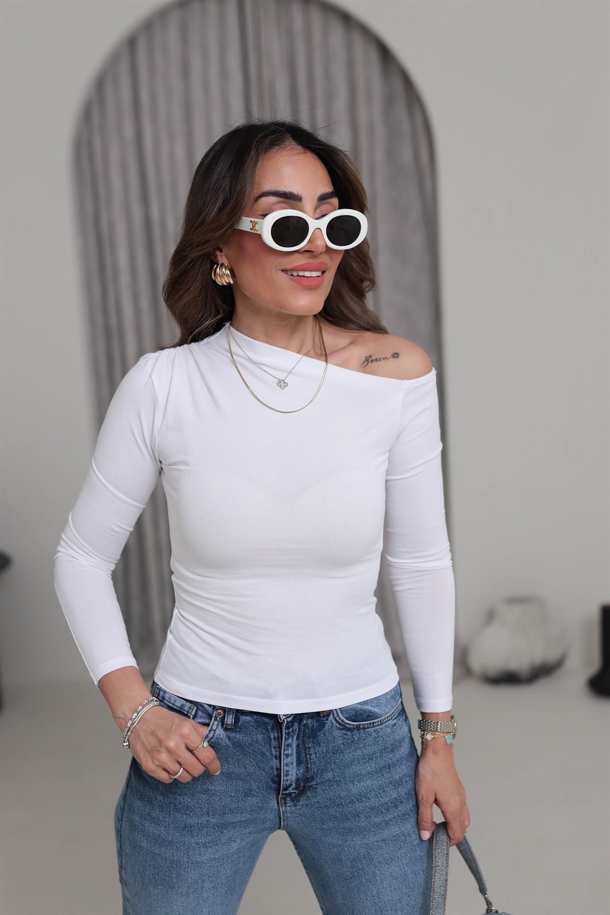1001 Omuz Drape ve Dekolte Detaylı Bluz BEYAZ