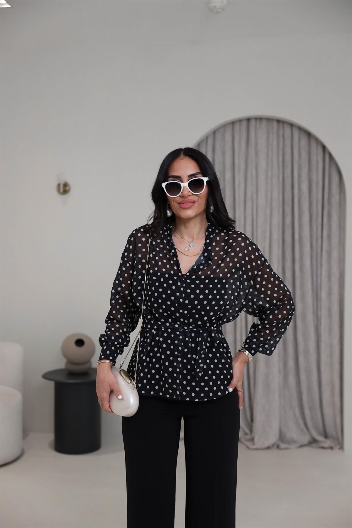 4130 Fular Detay Puantiyeli Şifon Gömlek SİYAH