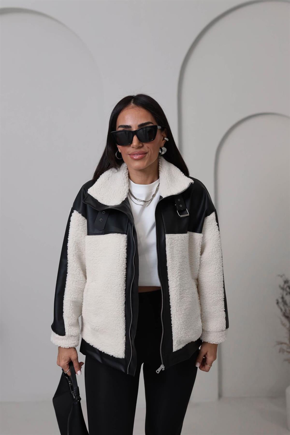 2631 Deri Garnili Kemer Detaylı Teddy Mont SİYAH-EKRU