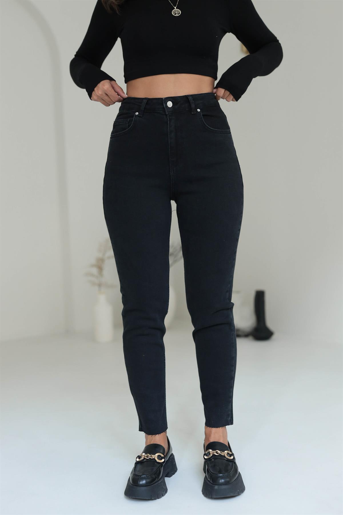 1697 Paçası Kesikli Likralı Mom Jean